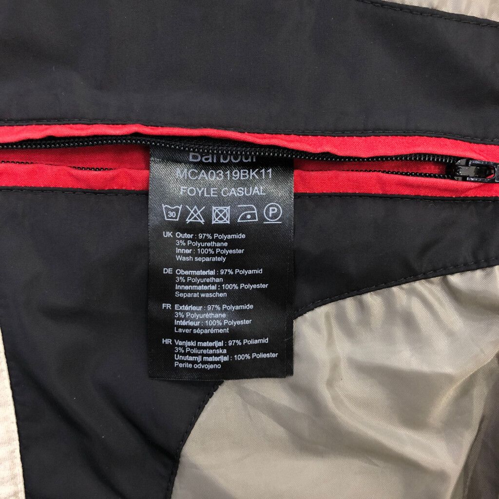 Barbour バブアー FOYLE CASUAL ナイロンジャケット ブラック(メンズ