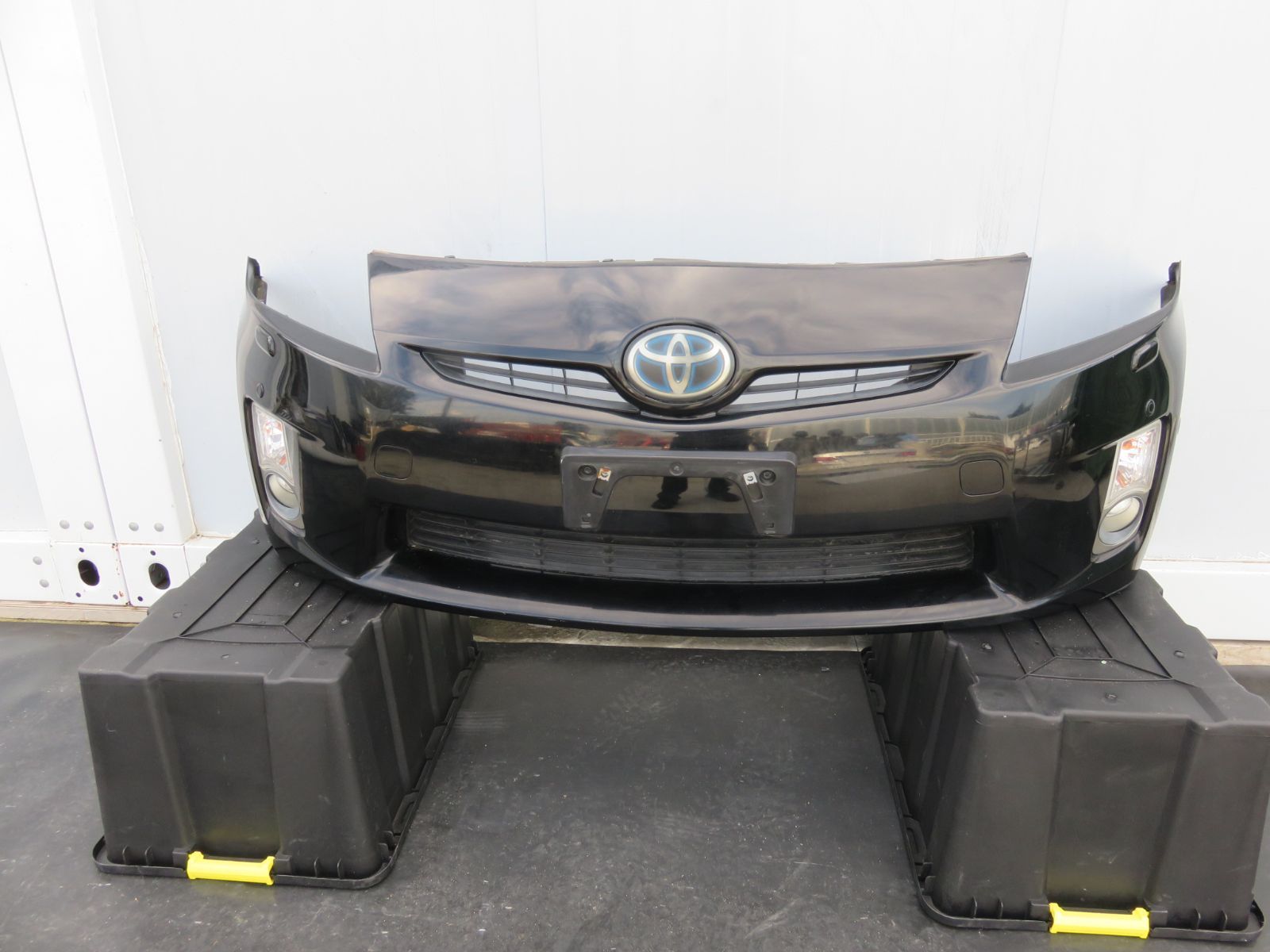 ☆SFC2477/トヨタ プリウス30系 ZVW30/ZVW35 純正 フロントバンパー