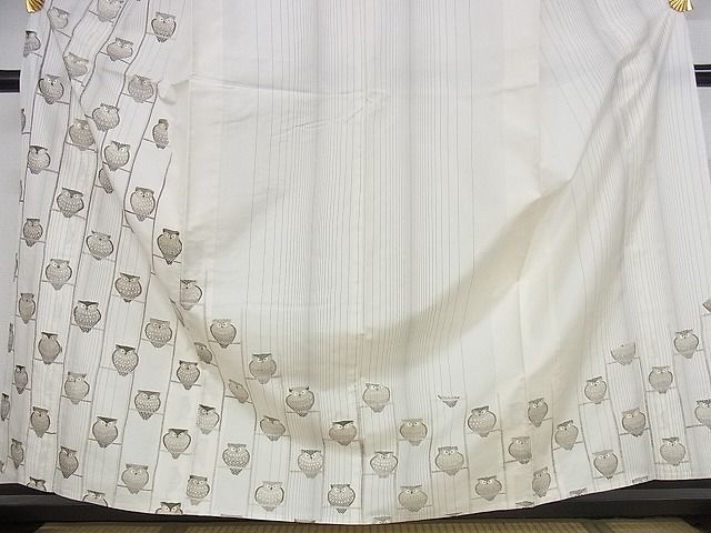 平和屋着物○上質な小紋 総刺繍 ミミズク 正絹 逸品 AAAY6601zg