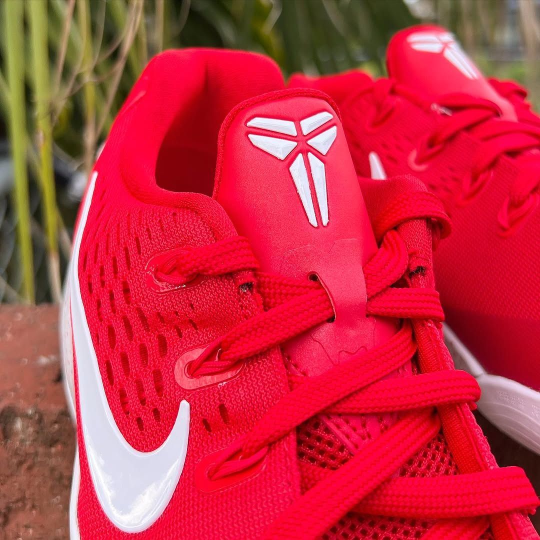 NIKE KOBE 9 EM LOW PROTRO GS ナイキ コービー 9 プロトロGS 【BOY'S