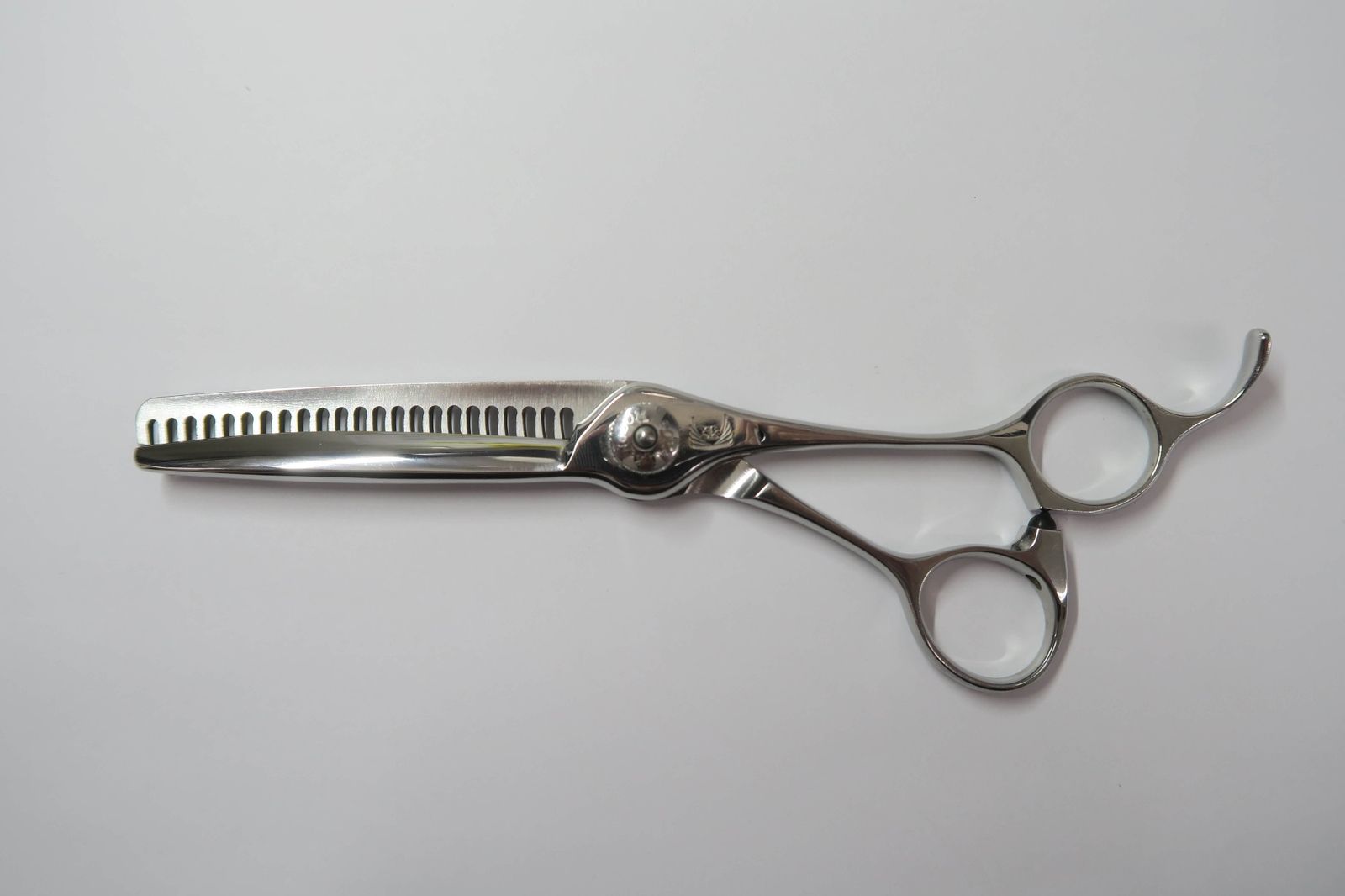 Bランク【ナルトシザー naruto scissors】 RK四梳ヘネシーイタリック・B23 セニング 美容師・理容師 6.2インチ 右利き 【中古】:H-7898