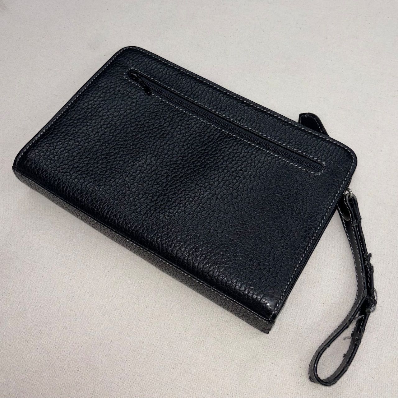 clutch bag