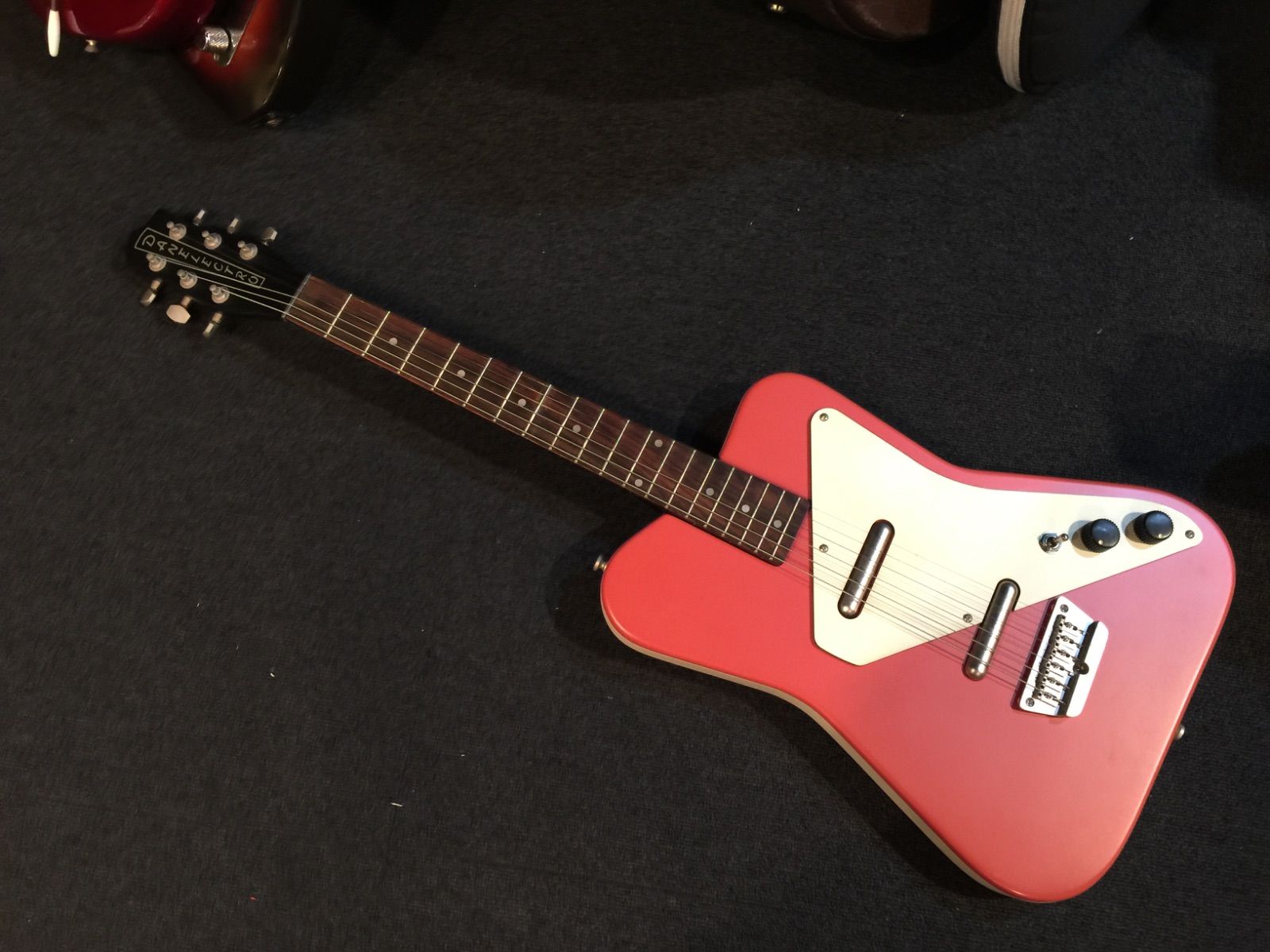 No.023225 DANELECTRO DANO Pro ピンク mint