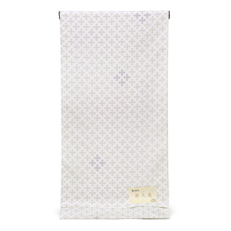 クリーム色 白系