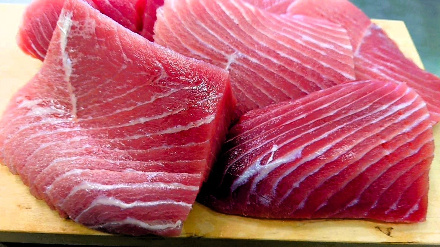 鮮度良し 冷凍 キハダマグロ ハラモ お刺身用 3.0kg～3.3kg 太平洋 天然 まぐろ 鮪 きはだまぐろ きはだ 黄肌 きめじ 刺身 刺身 マグロ丼 炙り タタキ