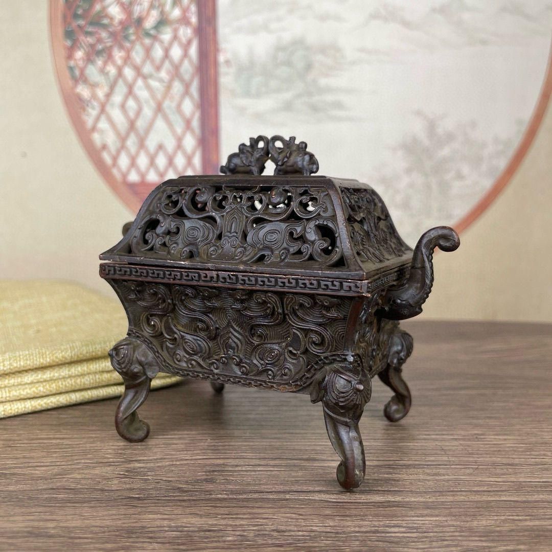 銅 細工 古象首香炉 四足獣紋炉 仏具 香道具 茶道具 装飾品 置物 銅製 香炉 象首炉 象足薫炉 四足獣炉 茶道具 香道具 装飾品 工芸