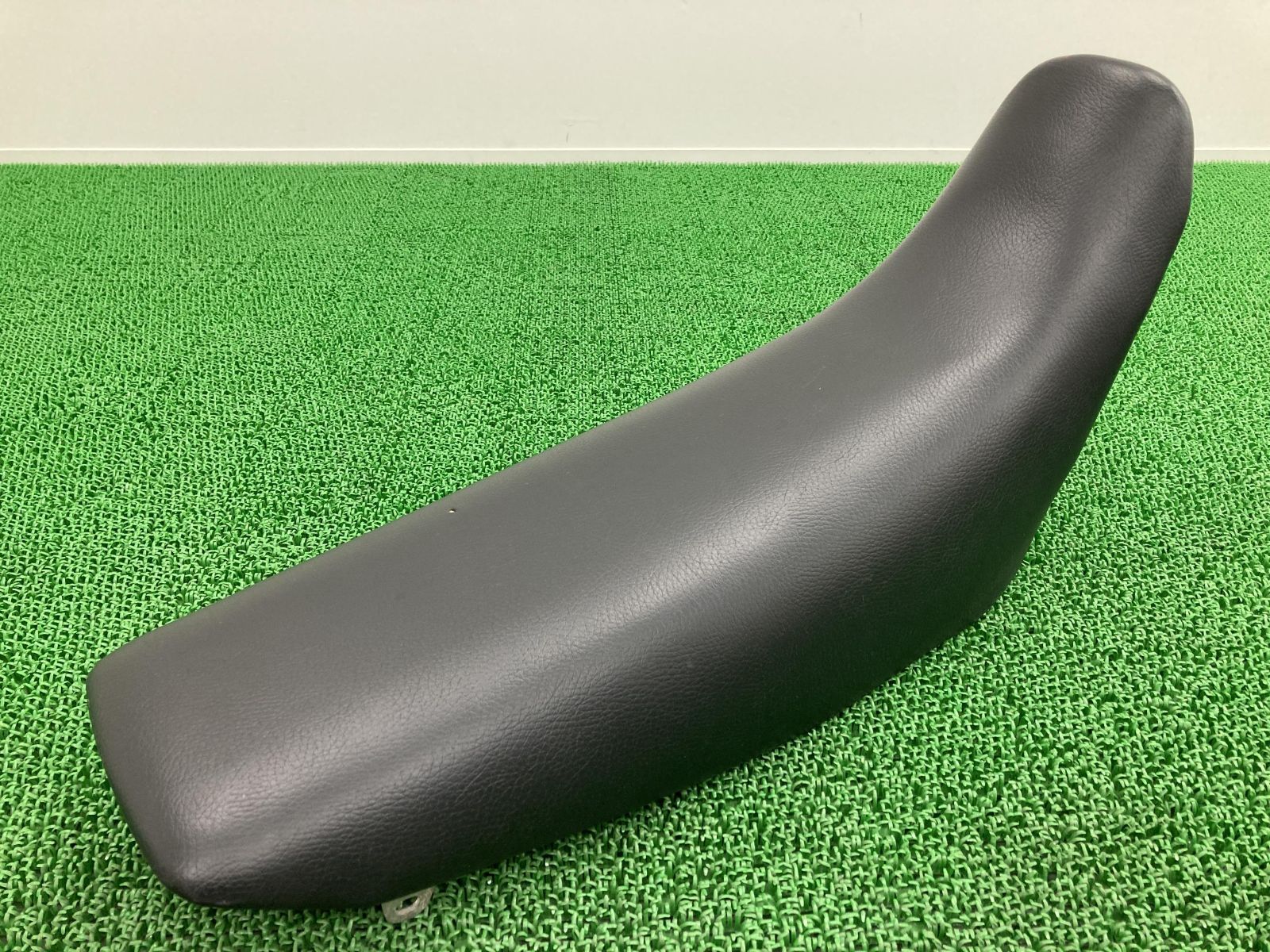 希少　KDX220SR 純正　シート　美品 KDX220SR シート 53001-1745 カワサキ 純正 中古 バイク 部品