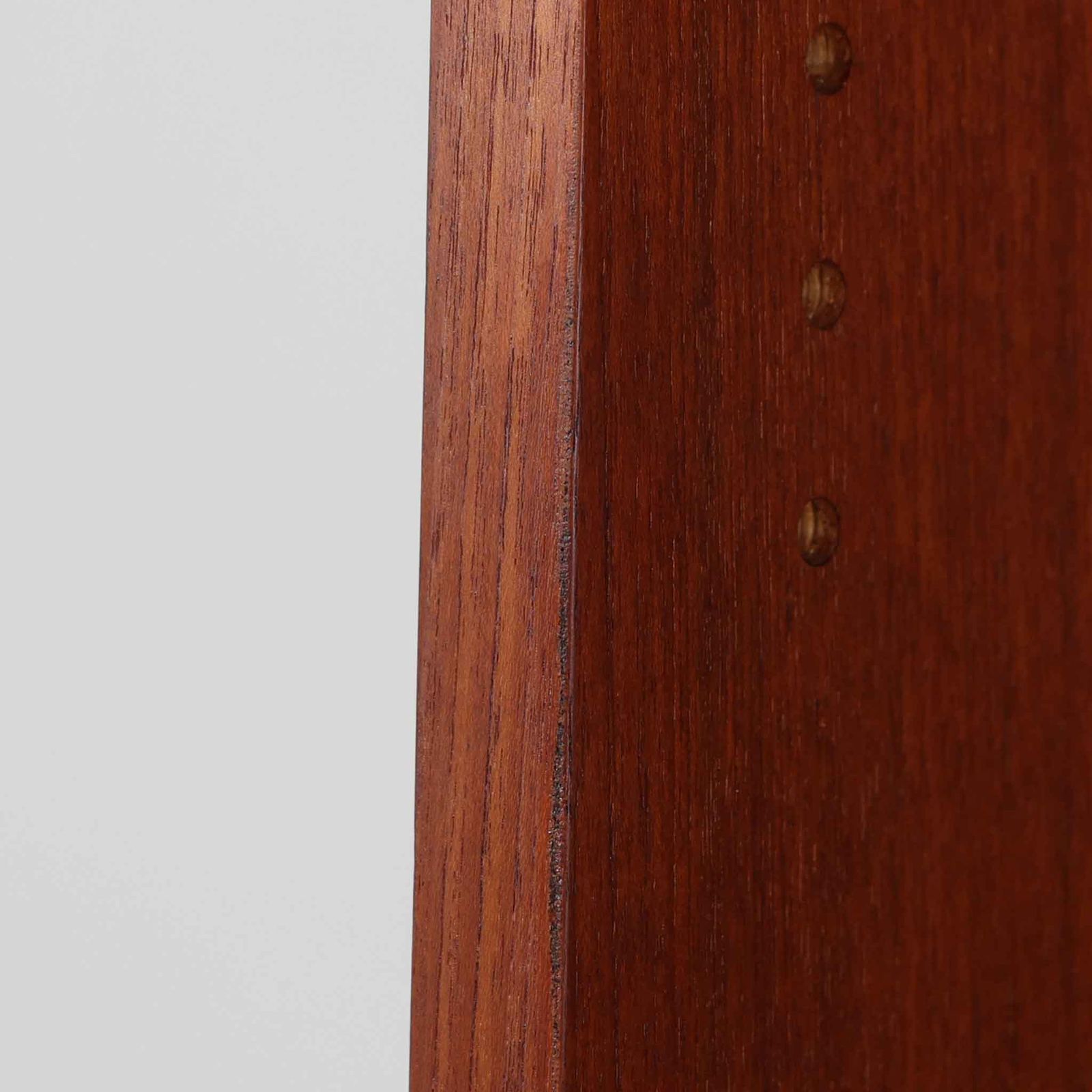 ディスプレイシェルフ