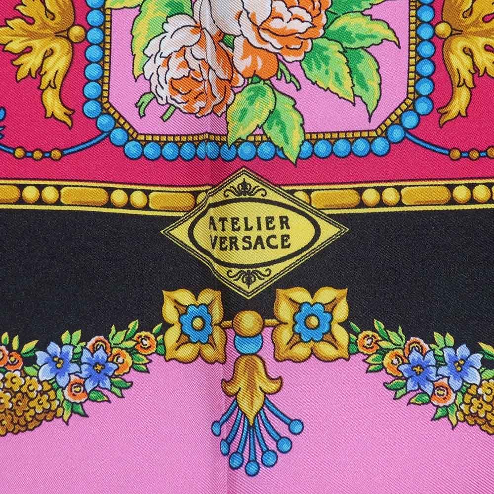 アトリエ　ヴェルサーチ　スカーフ　シルク100%　VERSACE VERSACE - ヴェルサーチ VERSACE スカーフ シルク100