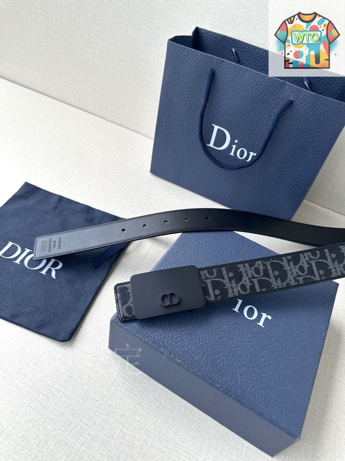 【メタルのCDロゴ★】DIOR CD Icon ベルトバックル メタルのCDロゴ☆】DIOR CD Icon ベルトバックル