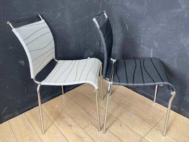 ITALIAN HOME DESIGN calligaris P4655 椅子 2脚セット 【中古