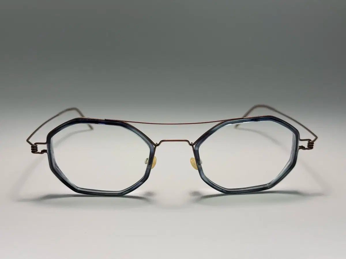 ブランド品 超軽量