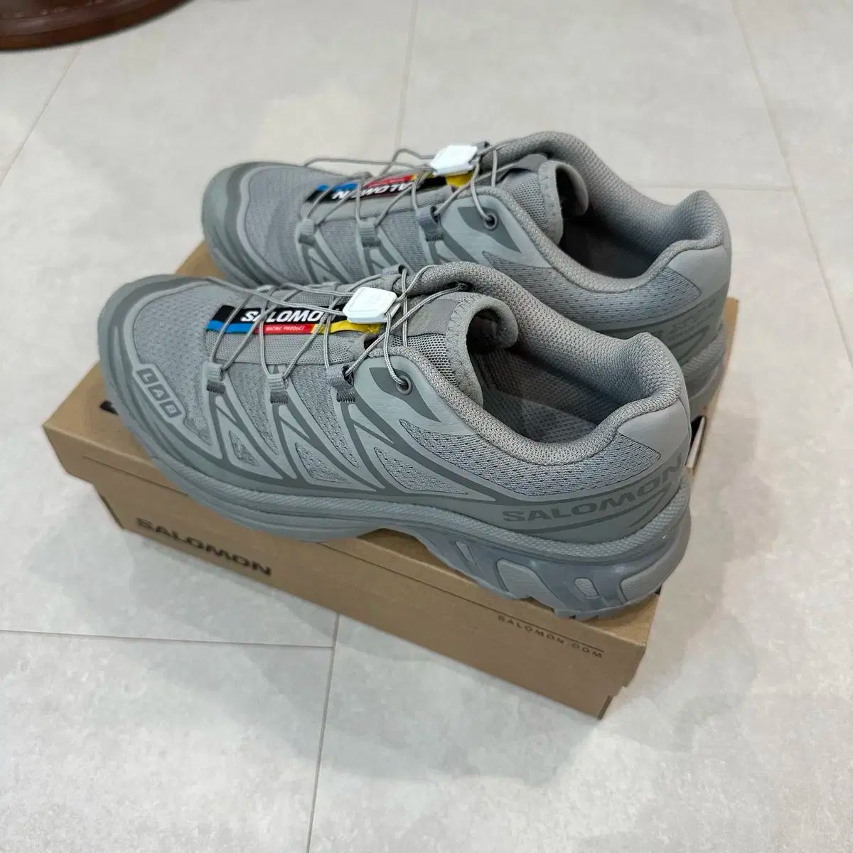 SALOMON サロモン