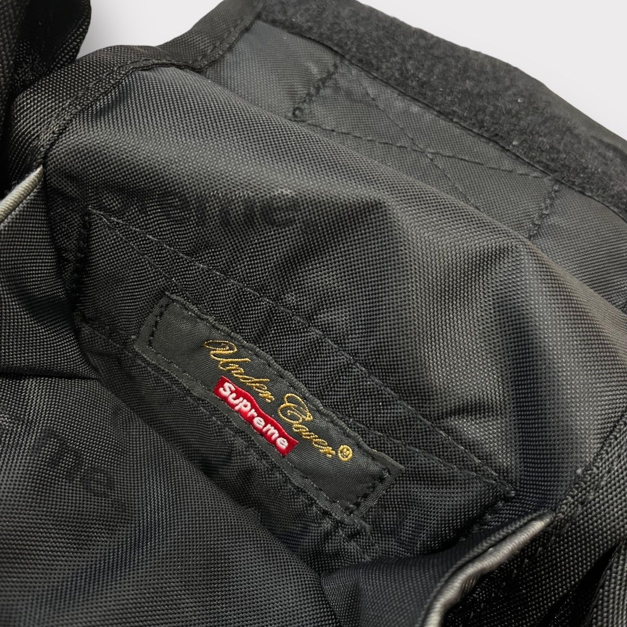 UNDERCOVER SUPREME Belt Waist Bag black 直送商品 51.0%OFF www ...