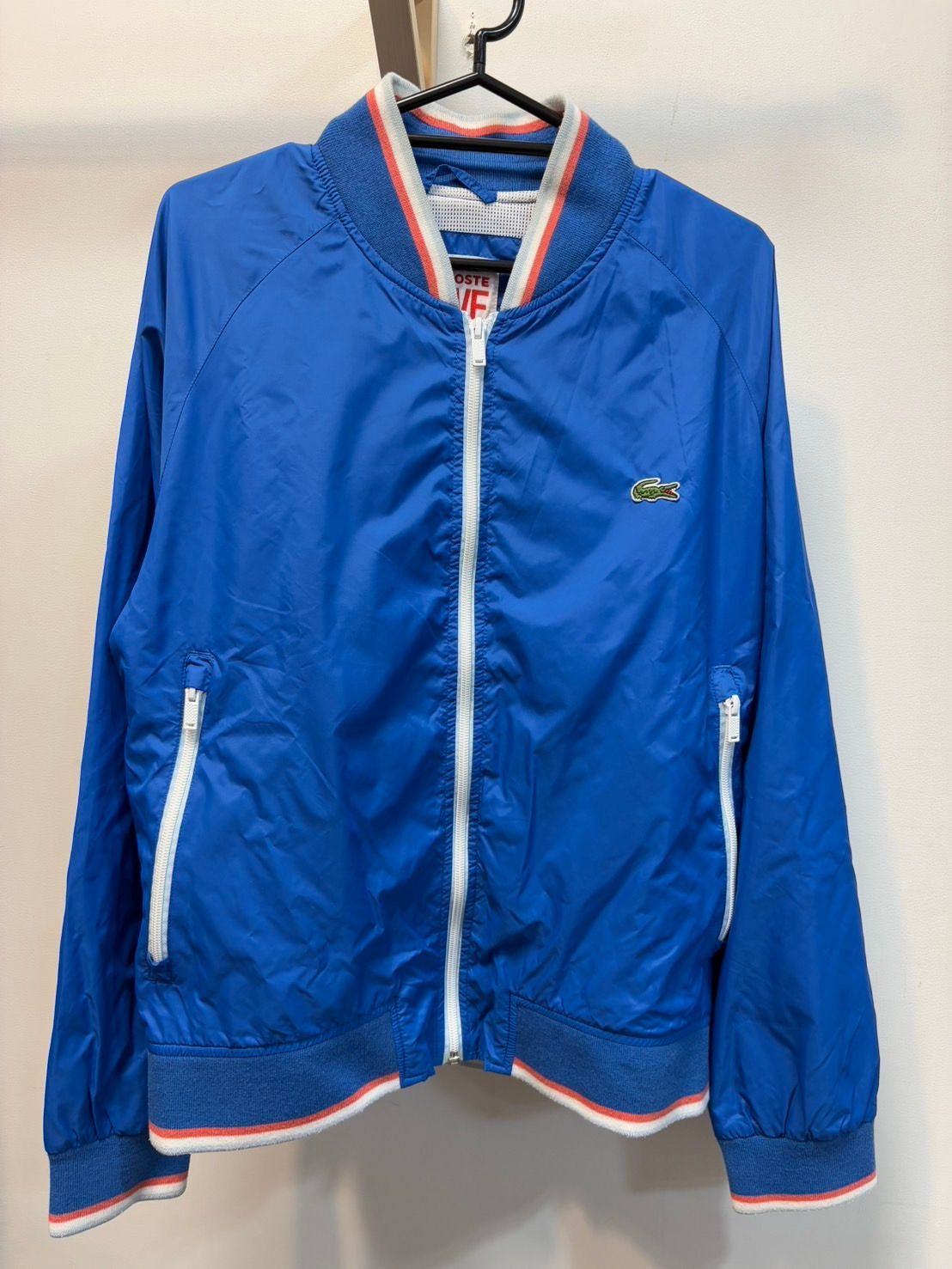 ラコステ ナイロンジャケット 青 LACOSTE - LACOSTE ナイロンジャケットの通販 by ▽ Used