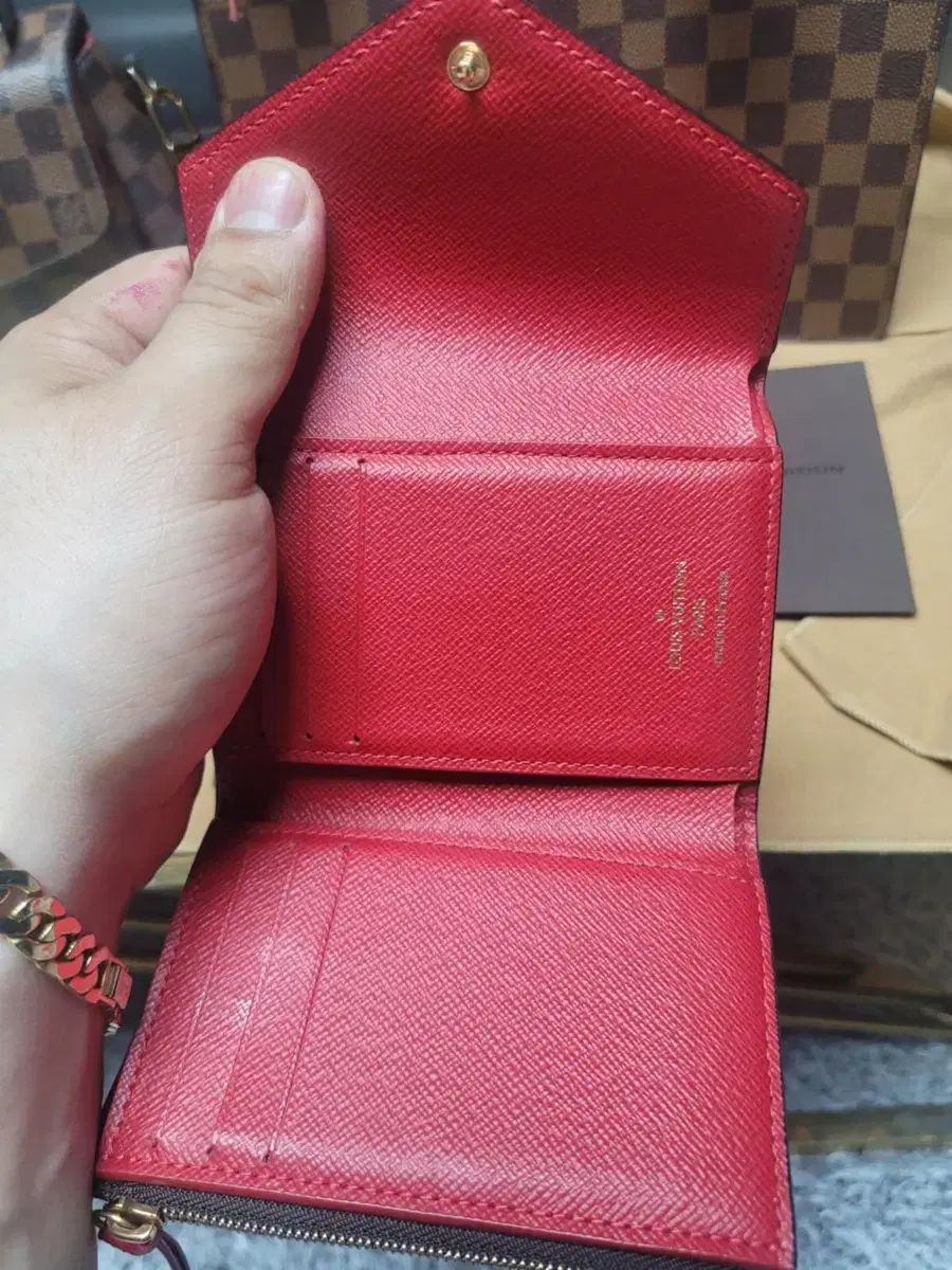高価な マカサー