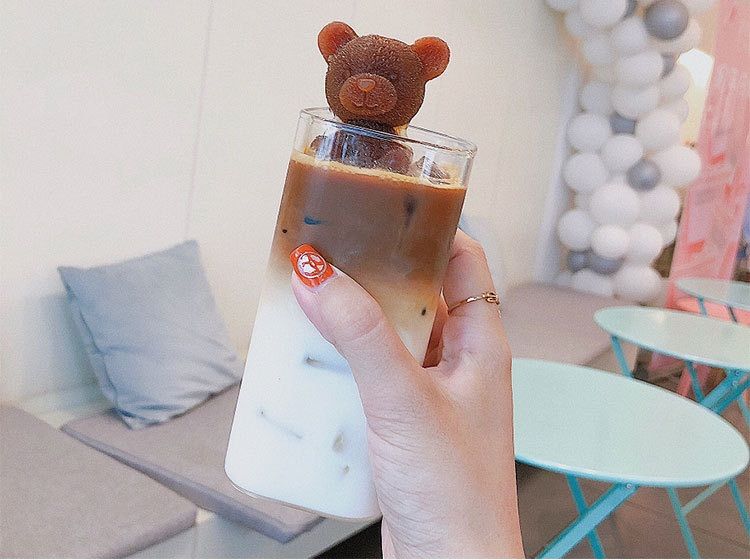 クマ型氷 くまさん製氷器 シリコンアイスキューブ カフェ 2個セット