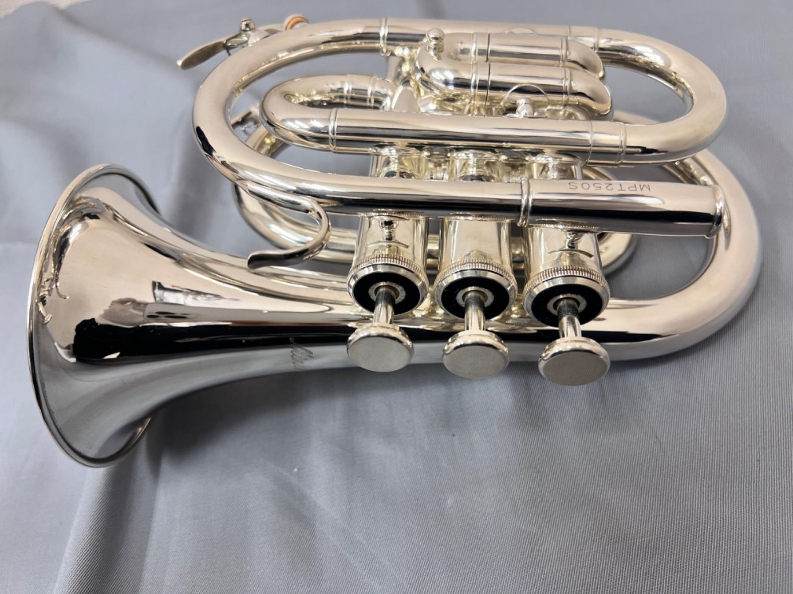 Minerva ミネルバ MPT250S ポケットトランペット シルバー ケース 4点セット】MINERVA MPT250Sポケットトランペット - メルカリ