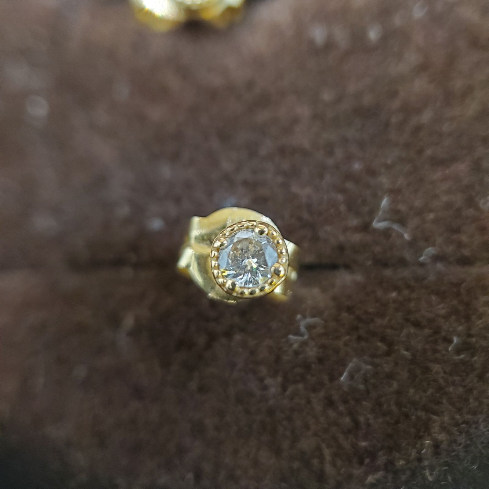 EL6】agete アガット ダイヤモンド ピアス 0.04ct/K18 刻印 一粒