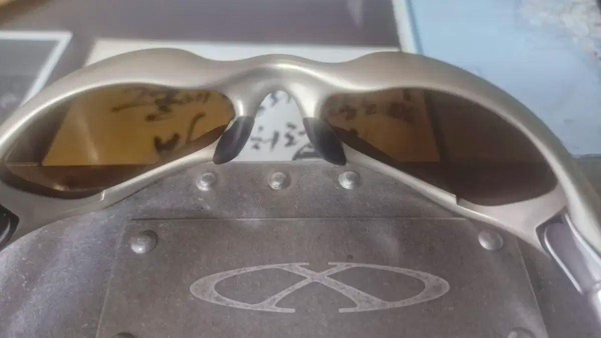 OAKLEY オークリー