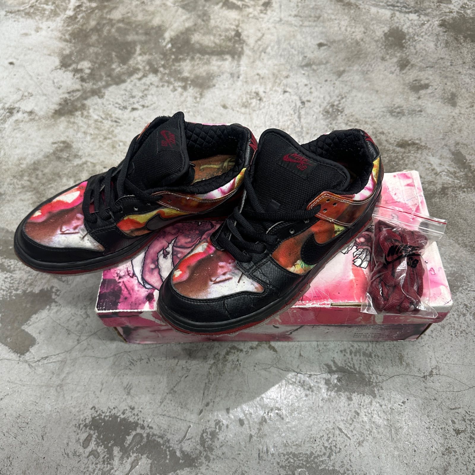 Nike SB Dunk Low 