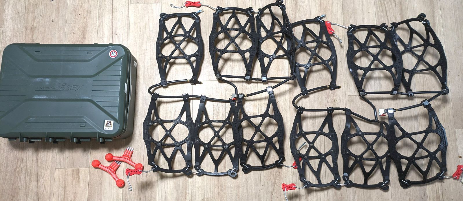 Carmate タイヤチェーン バイアスロンQuickEASY QE12 中古品】QE12 非