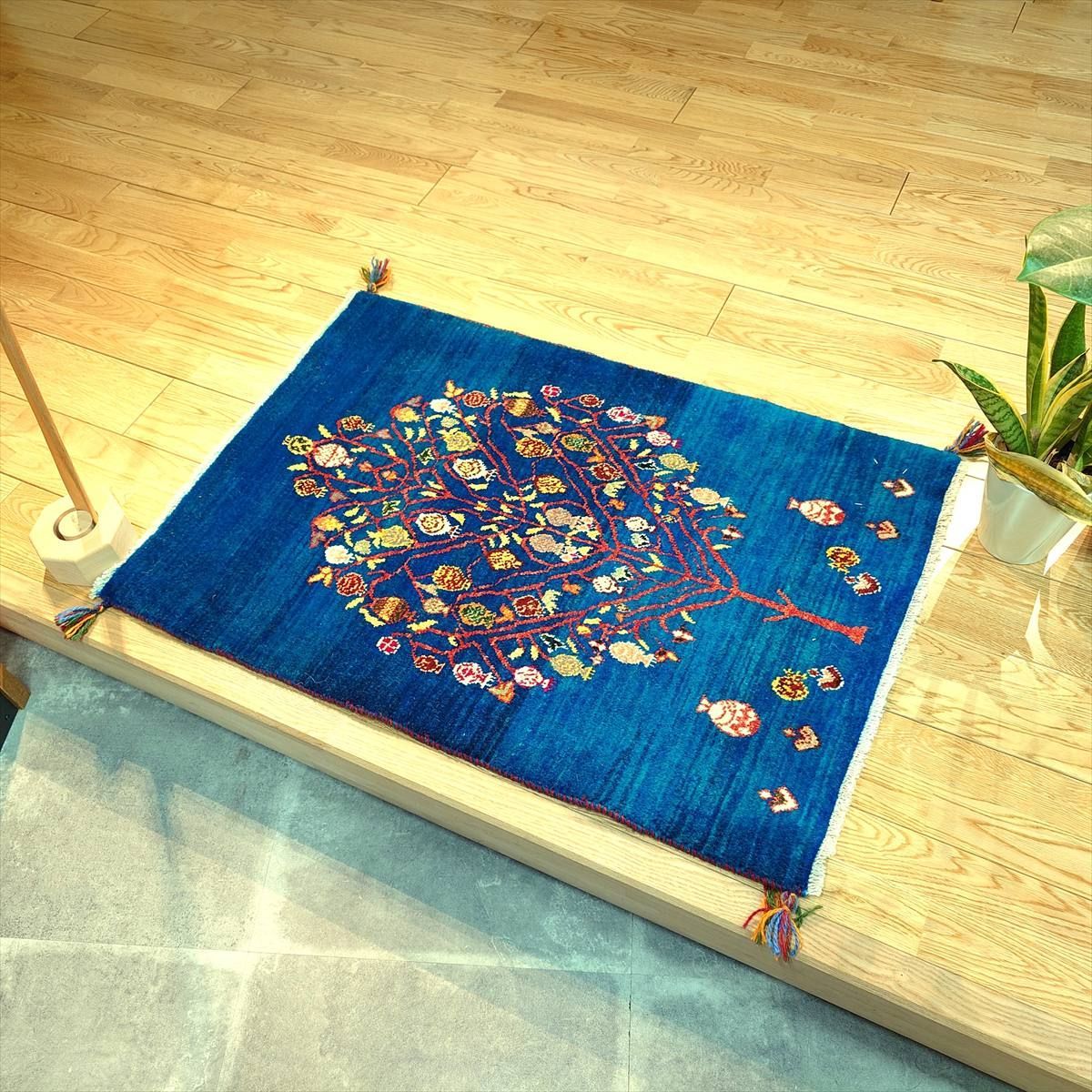 ペルシャ　パルヴィーズ　カシュクリ　玄関　90×65 黄金色　ザクロの木　実 ペルシャ ギャッベ パルヴィーズ コルクウール カシュクリ 98x67