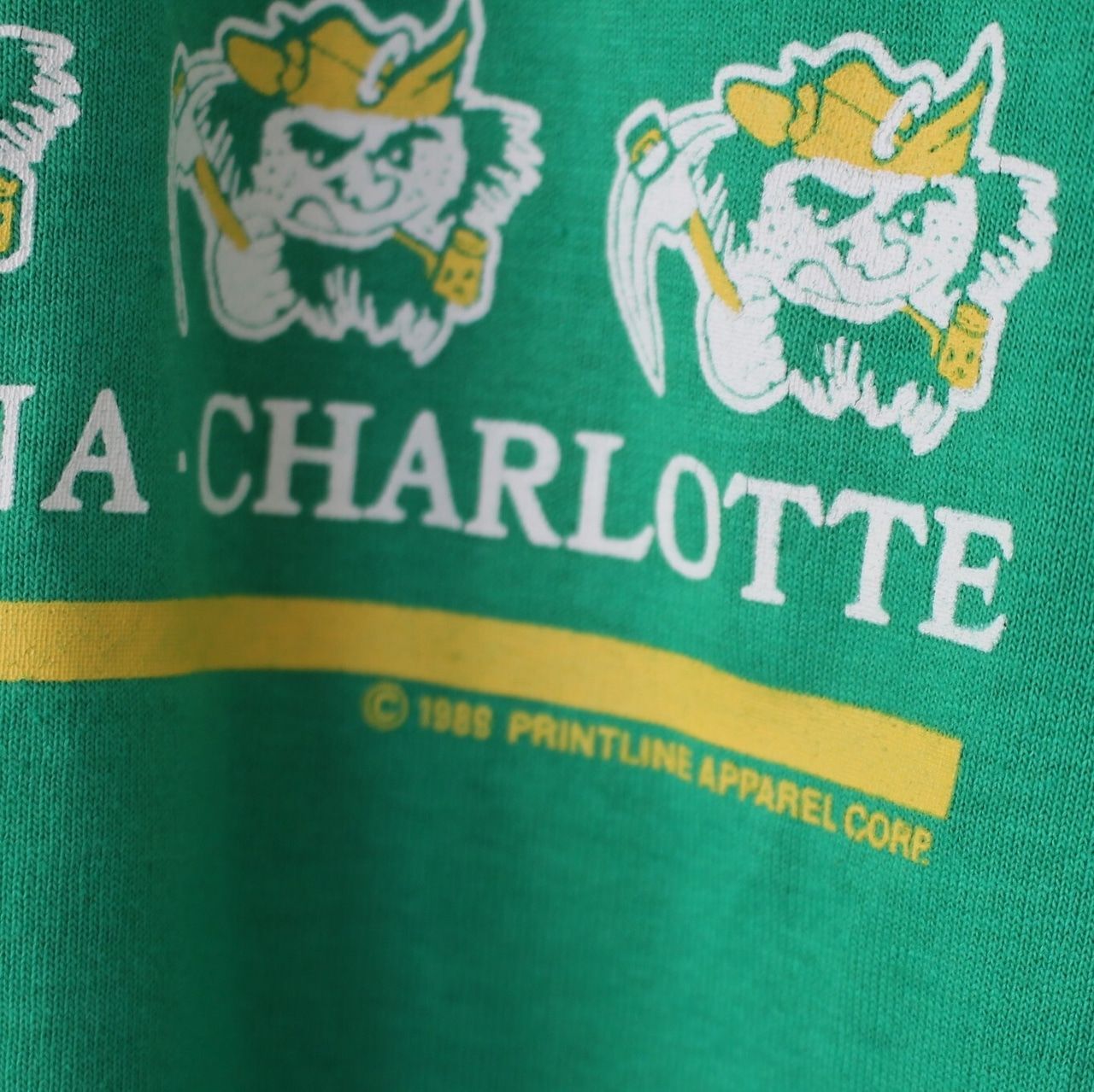 UNCC Charlotte大学 USA古着Tシャツ UNCC Charlotte大学 USA古着Tシャツ UNC | UNC College Seal Tee