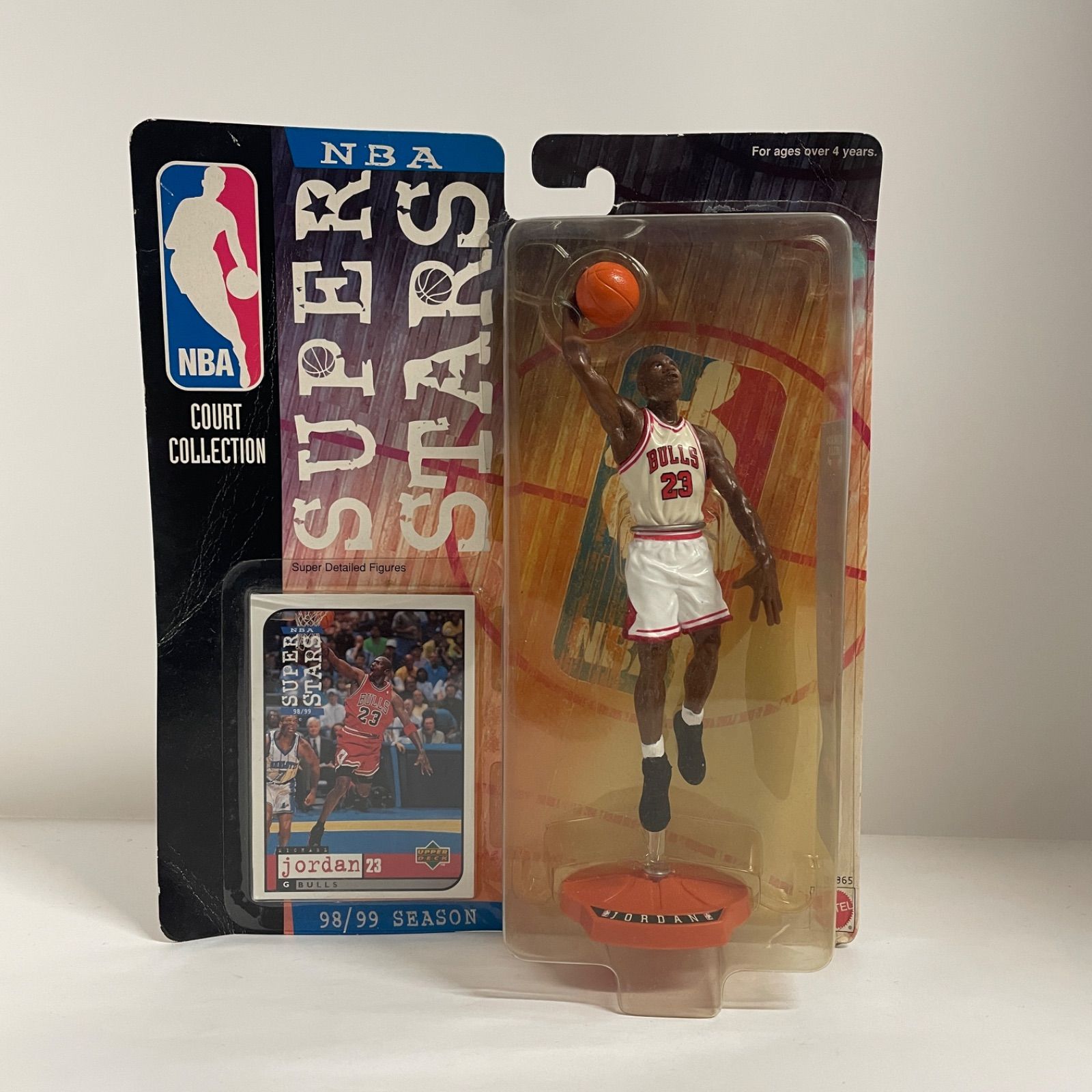 新品NBA SUPER STARS マイケル・ジョーダン フィギュア 98⁄99 新品NBA