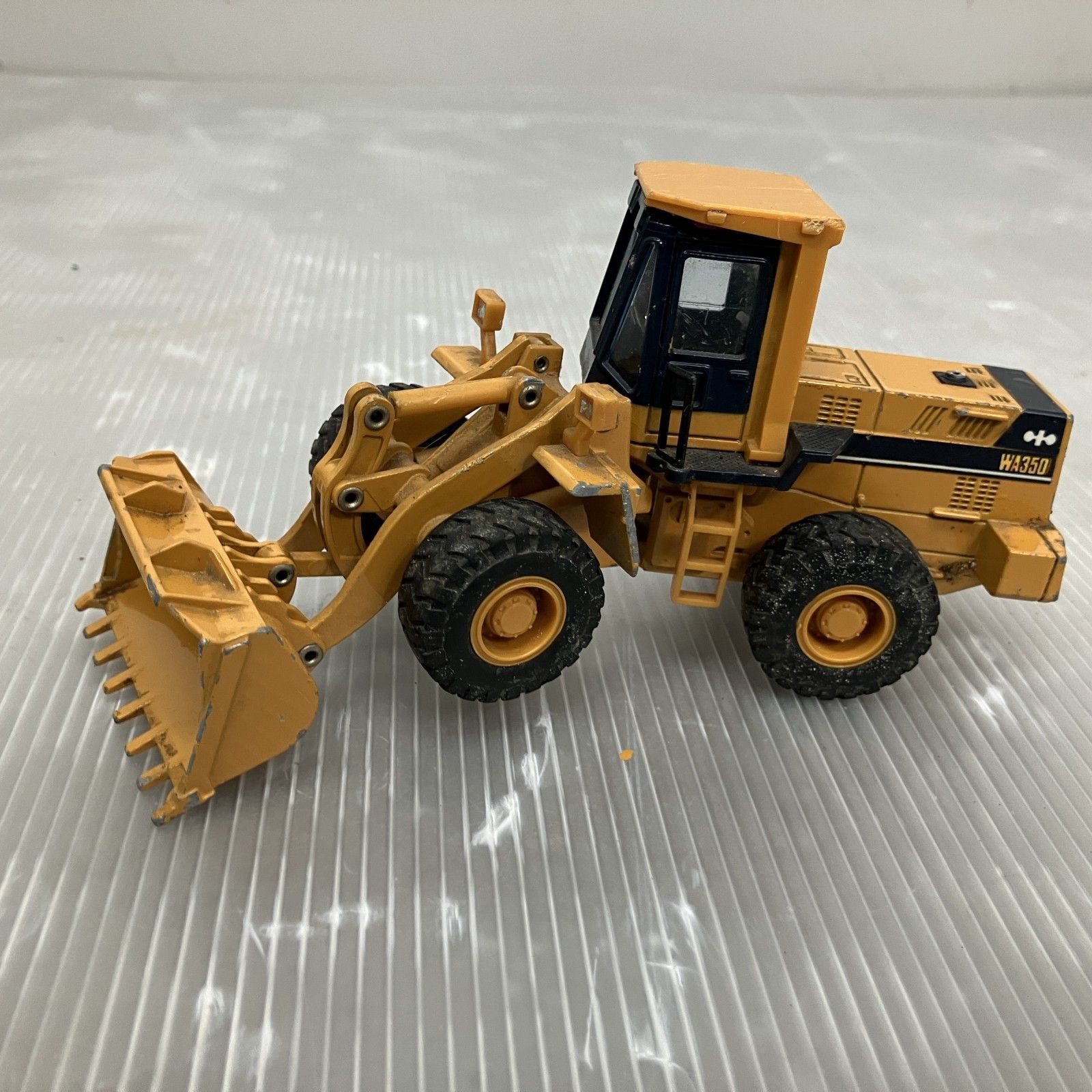 ◇◇ 【ジャンク品】 KOMATSU コマツ おもちゃ・玩具 ホイール