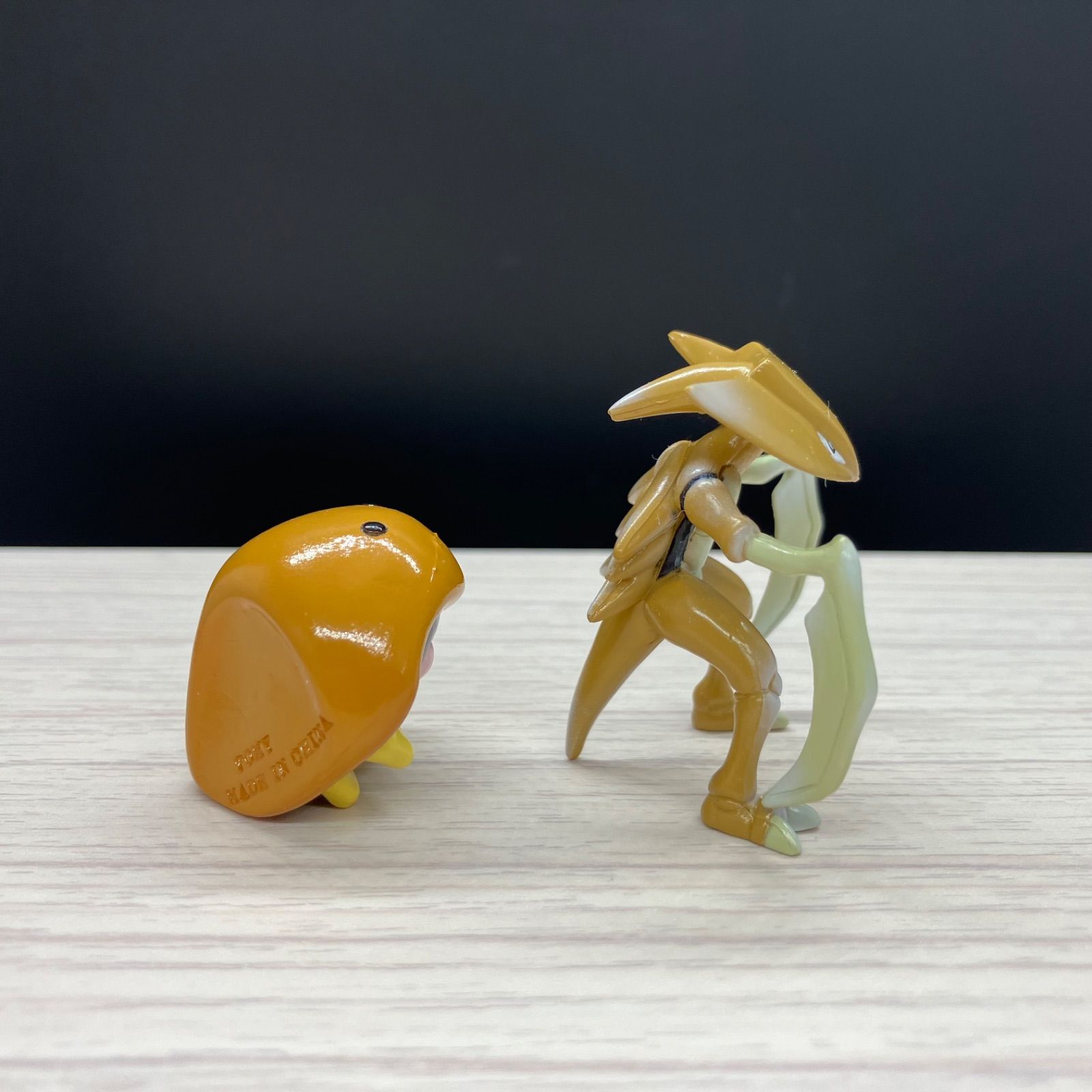 モンコレ　カブトプス　初代 モンコレ 初期 カブト カブトプス 【①】 - メルカリ