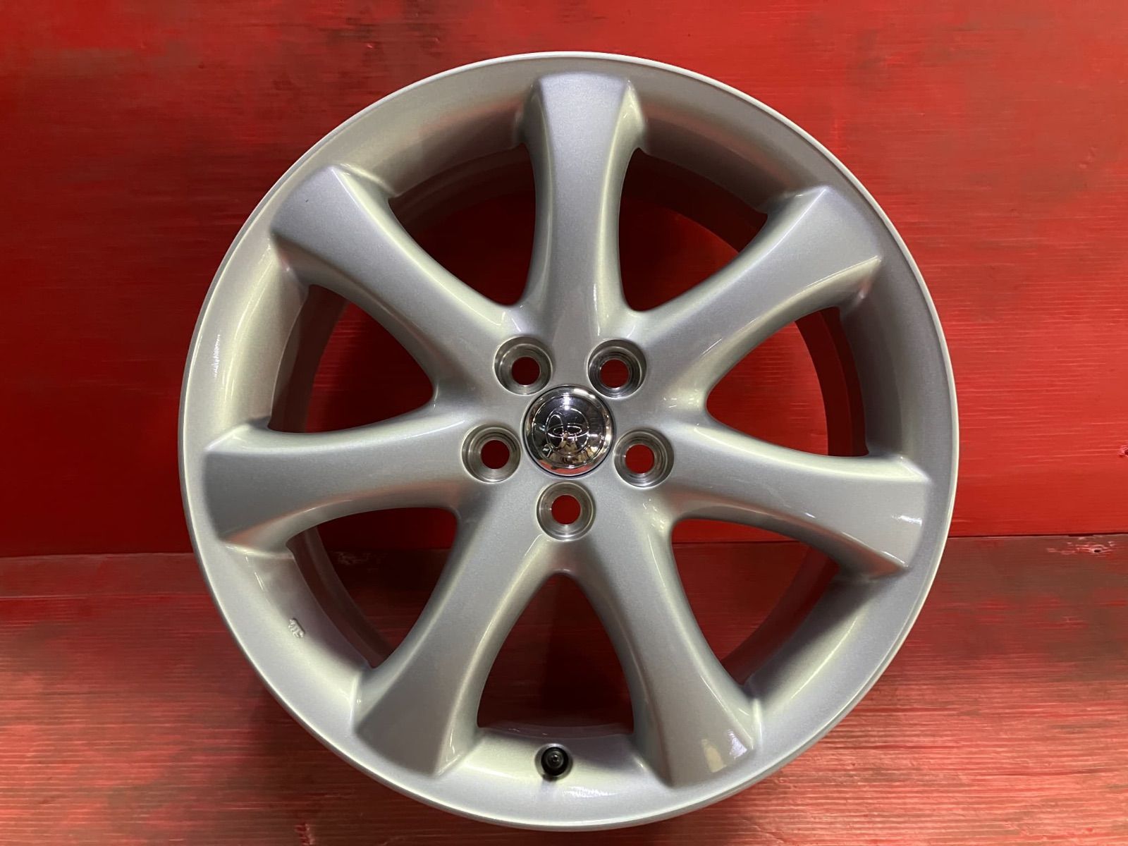 中古ホイール[17x7.0+45 100/5H トヨタ 10系 ウィッシュ純正] 4本SET