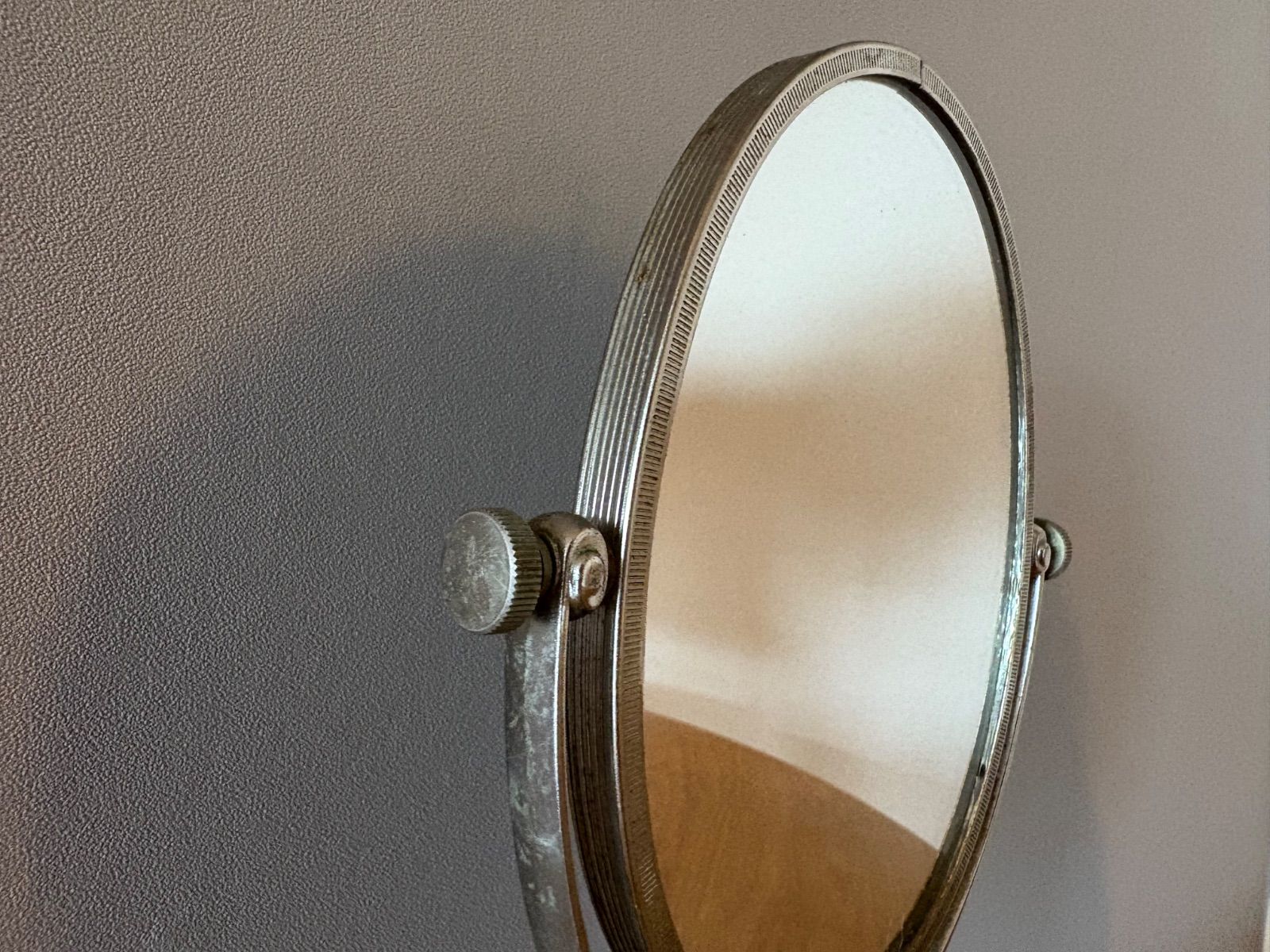 古い国産の置き鏡