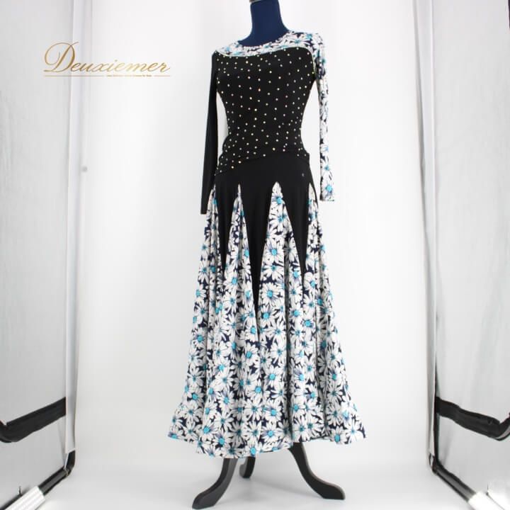 【新作到着!!】 社交ダンス 衣装 スタンダード ツーピース セットアップ レッスンウェア レディース オールシーズン GRANT 白 黒 ブラック系 ホワイト系 花柄 ブルー系 水色 青 ラインストーン 長袖 花柄デザイン ゴムウエスト 伸縮性あり Mサイズ 人気満点商品再入荷！