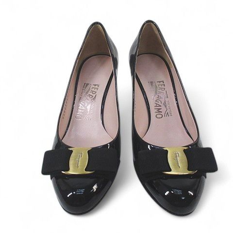 サルヴァトーレフェラガモ Salvatore Ferragamo CARLA 55 パンプス ヴァラ ブラック 黒系 パテントレザー 5D イタリア製 KIN-KAAI_COM