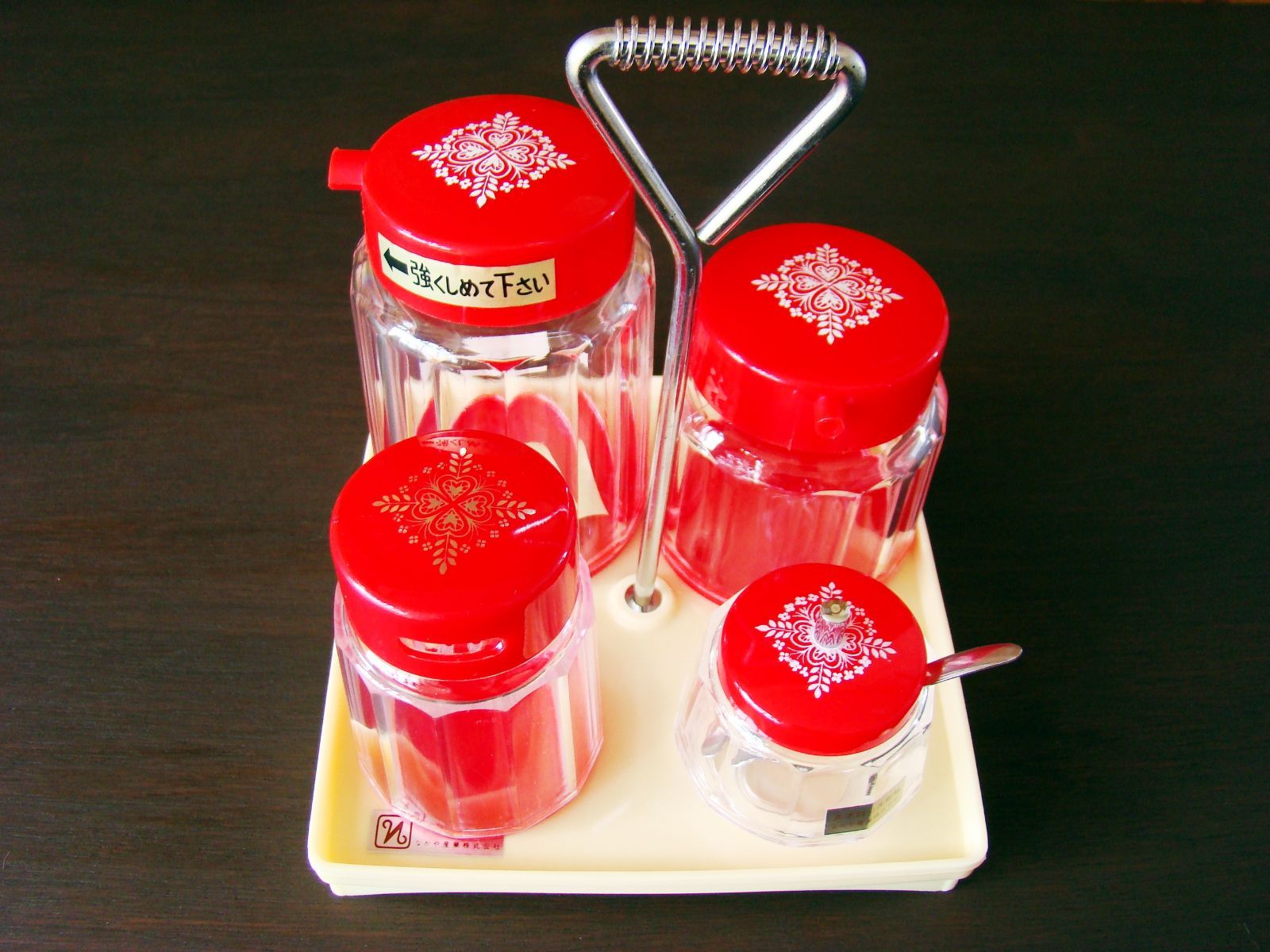 ミルクガラス　ヴィンテージ　調味料入れ　4個セット ミルクガラス ヴィンテージ 調味料入れ 4個セット ☆調味料入れ - 昭和