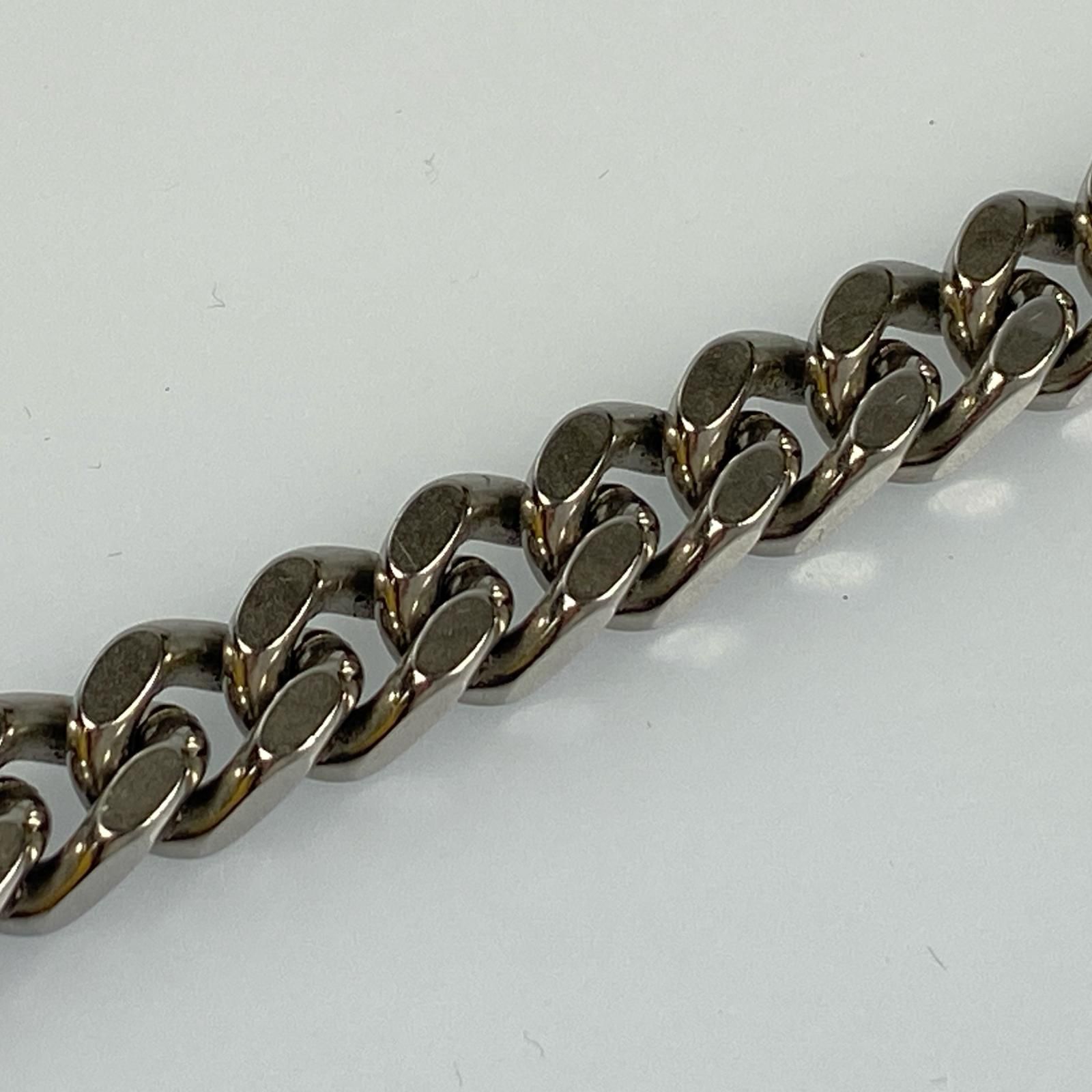 FENDI フェンディ