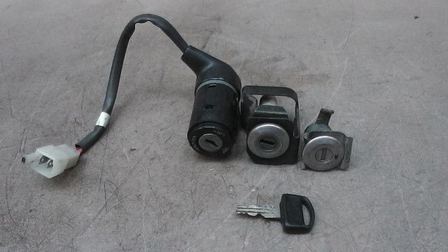 とぉ君 楽天市場】バイクパーツ ライブディオZX前期 AF35-1425xxx の