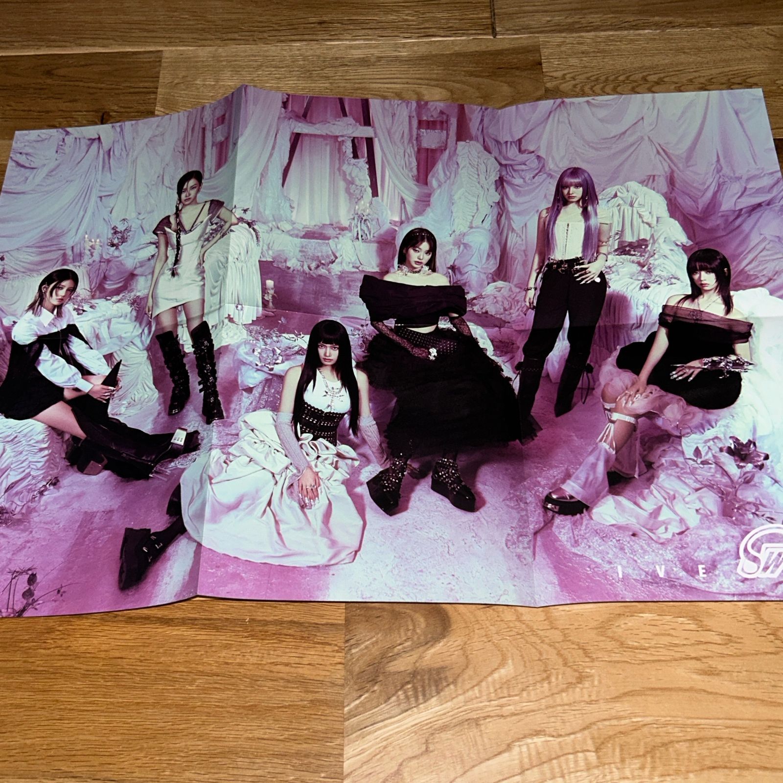 IVE SWITCH 直筆サイン入りCD s-l400.jpg