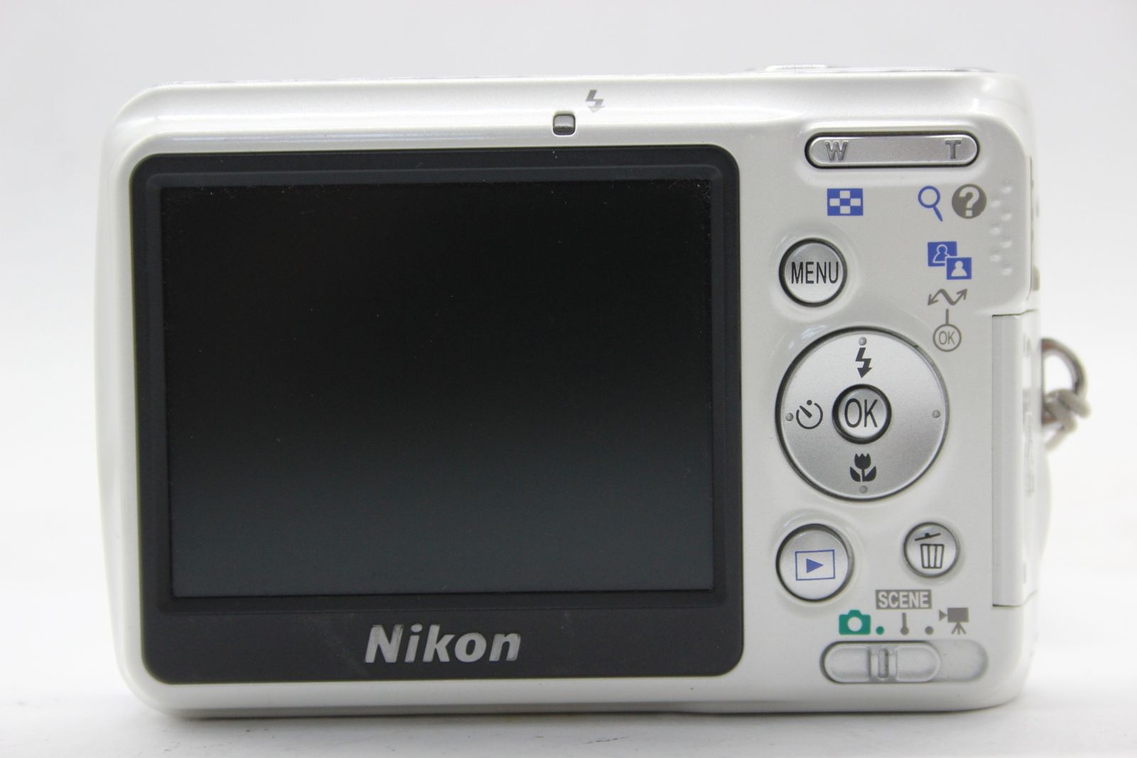 返品保証】 【便利な単三電池で使用可】ニコン Nikon Coolpix L6 ホワイト 3x コンパクトデジタルカメラ v557 - メルカリ