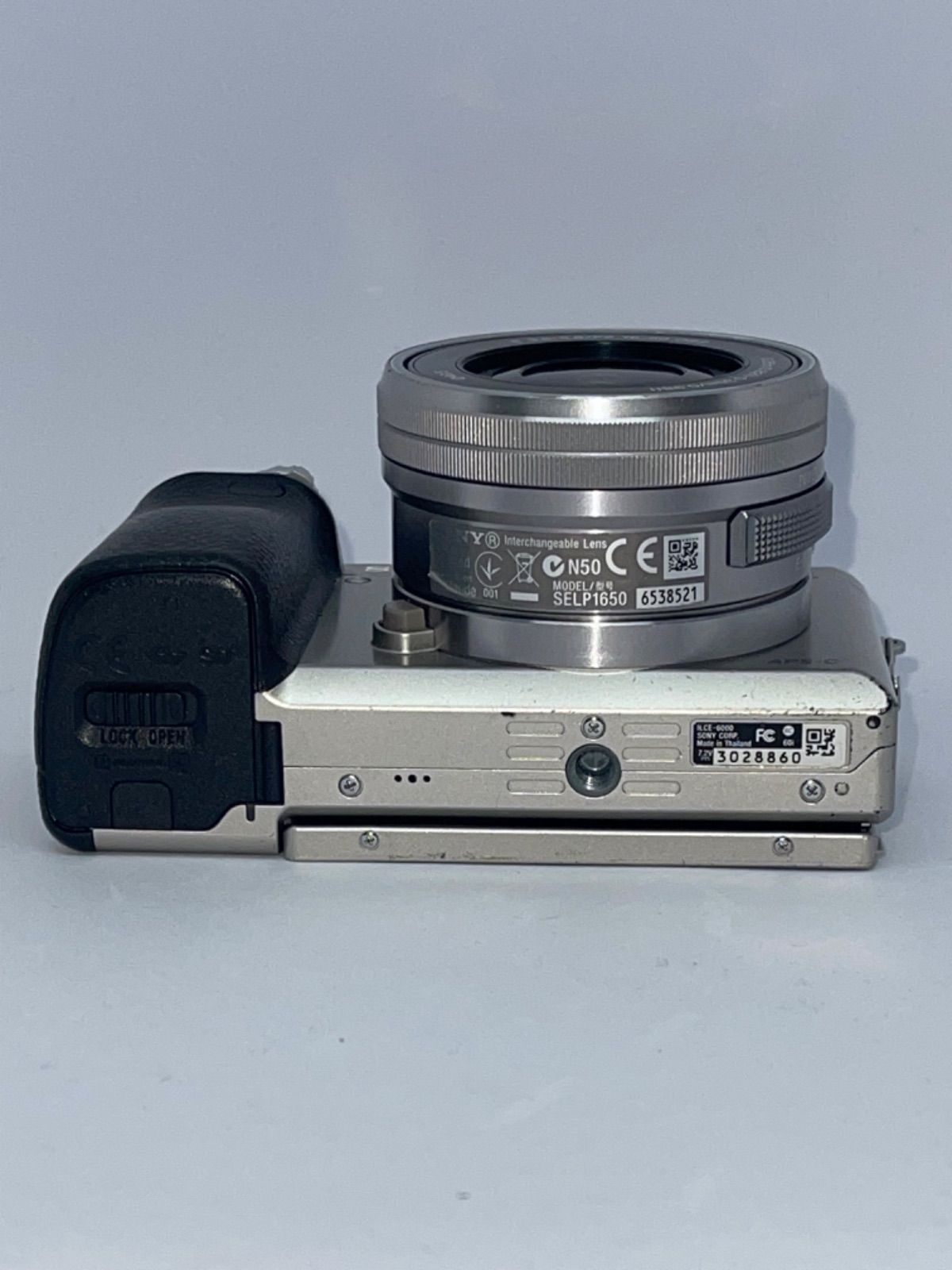 Sony α6000 ミラーレスカメラ E 18-50mm Sony α6000 ミラーレスカメラ E 18-50mm SONY α6000 ミラーレス一眼 E