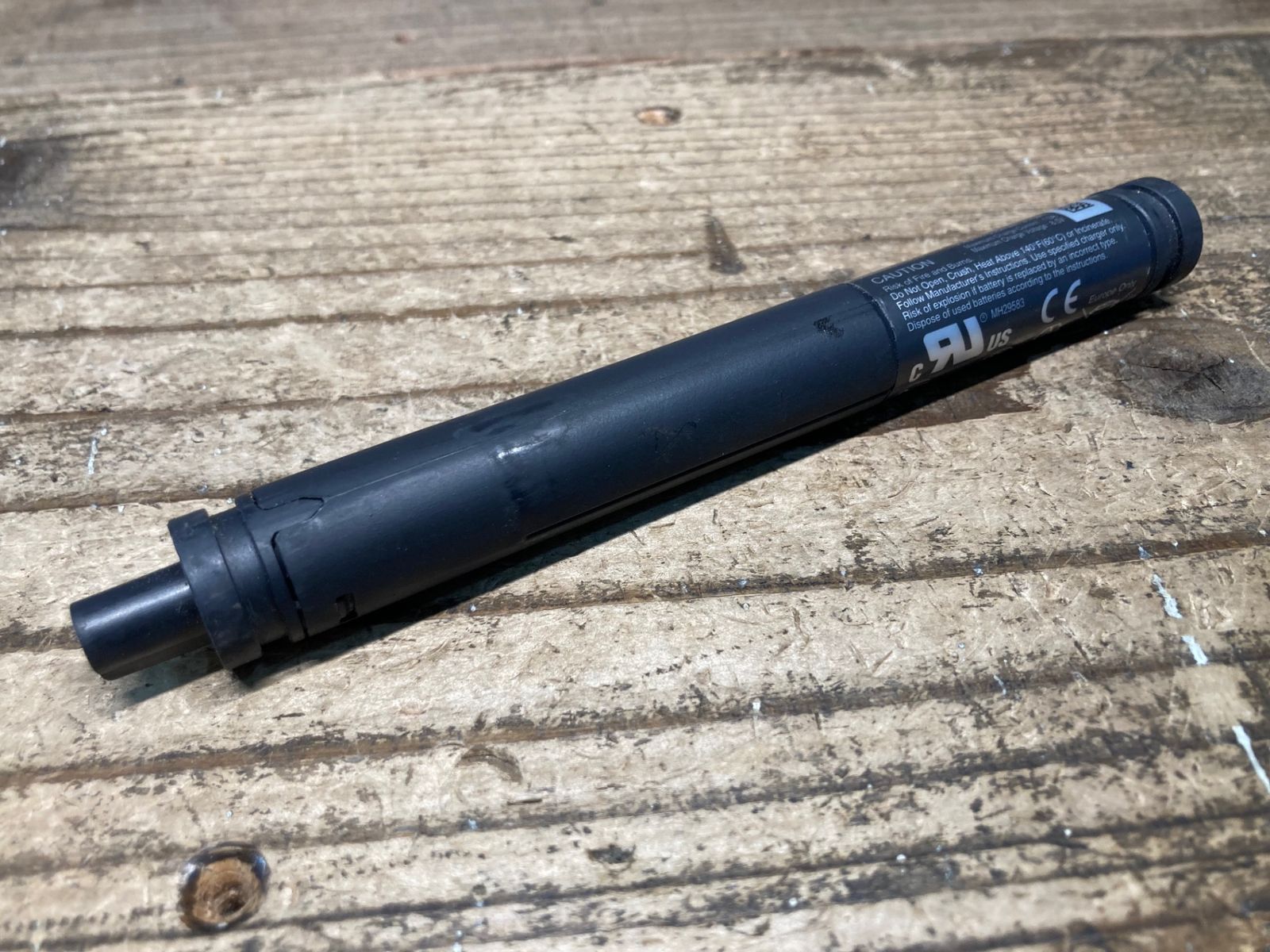 JG146 シマノ SHIMANO BT-DN110 リチウムイオン ビルドイン