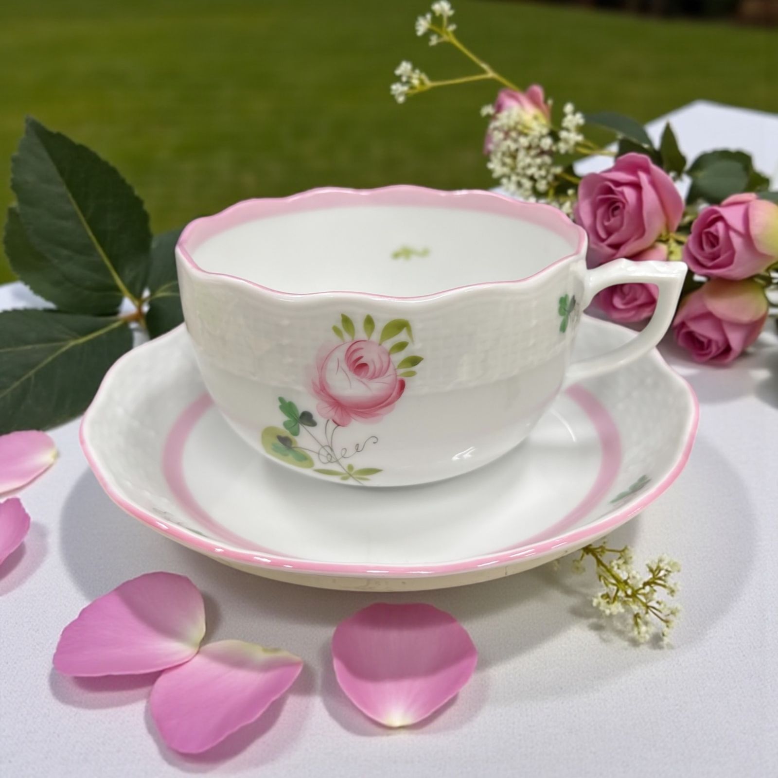 HEREND ヘレンド ウィーンの薔薇 マグカップL HEREND ヘレンド