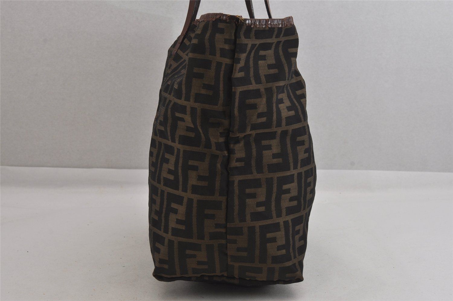 Fendi ズッカ柄トートバッグ ヴィンテージ 楽天市場】FENDI フェンディ ヴィンテージ ズッカ柄 ブラウン