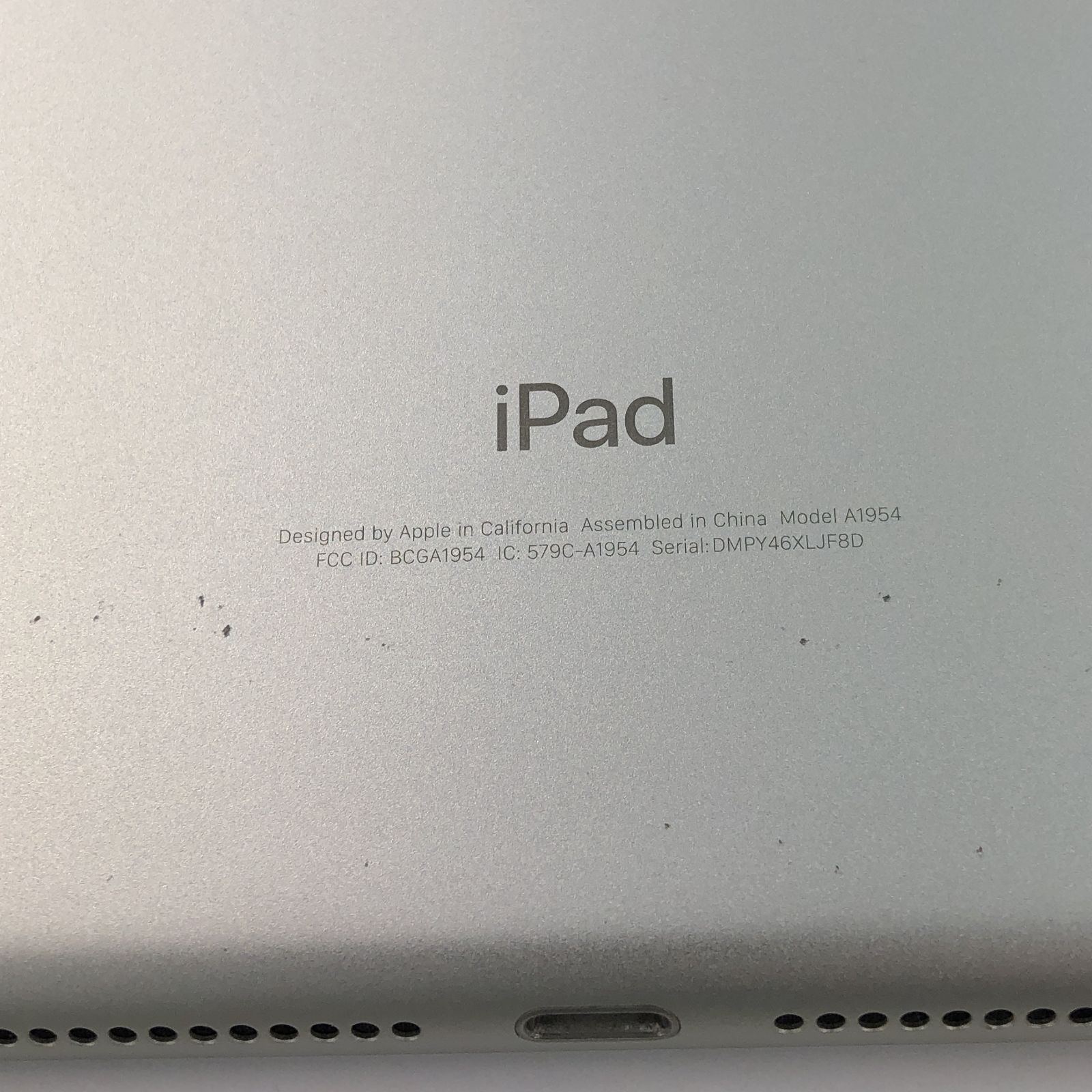 キズあり品】iPad (第6世代) Wi-Fi + 売れ筋 Cellular/32GB