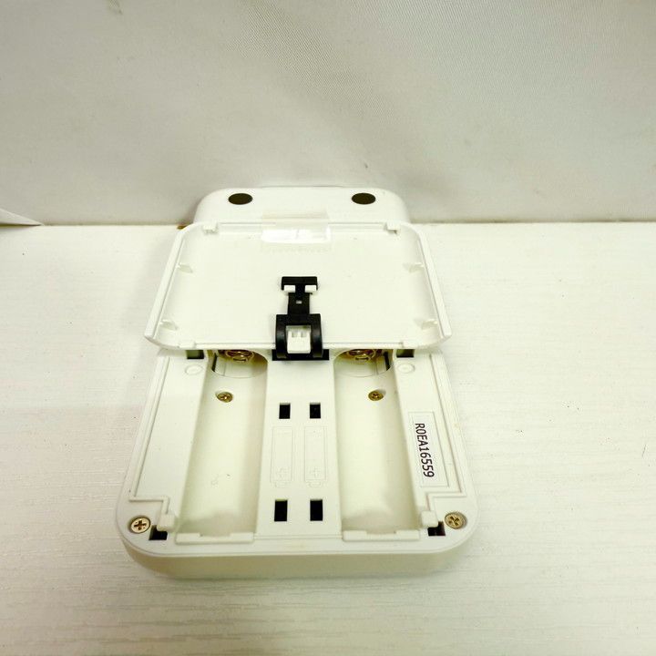 OLYMPUS ICレコーダー Voice-Trek DP-401 WHT ラジオ 集音機能付 語学