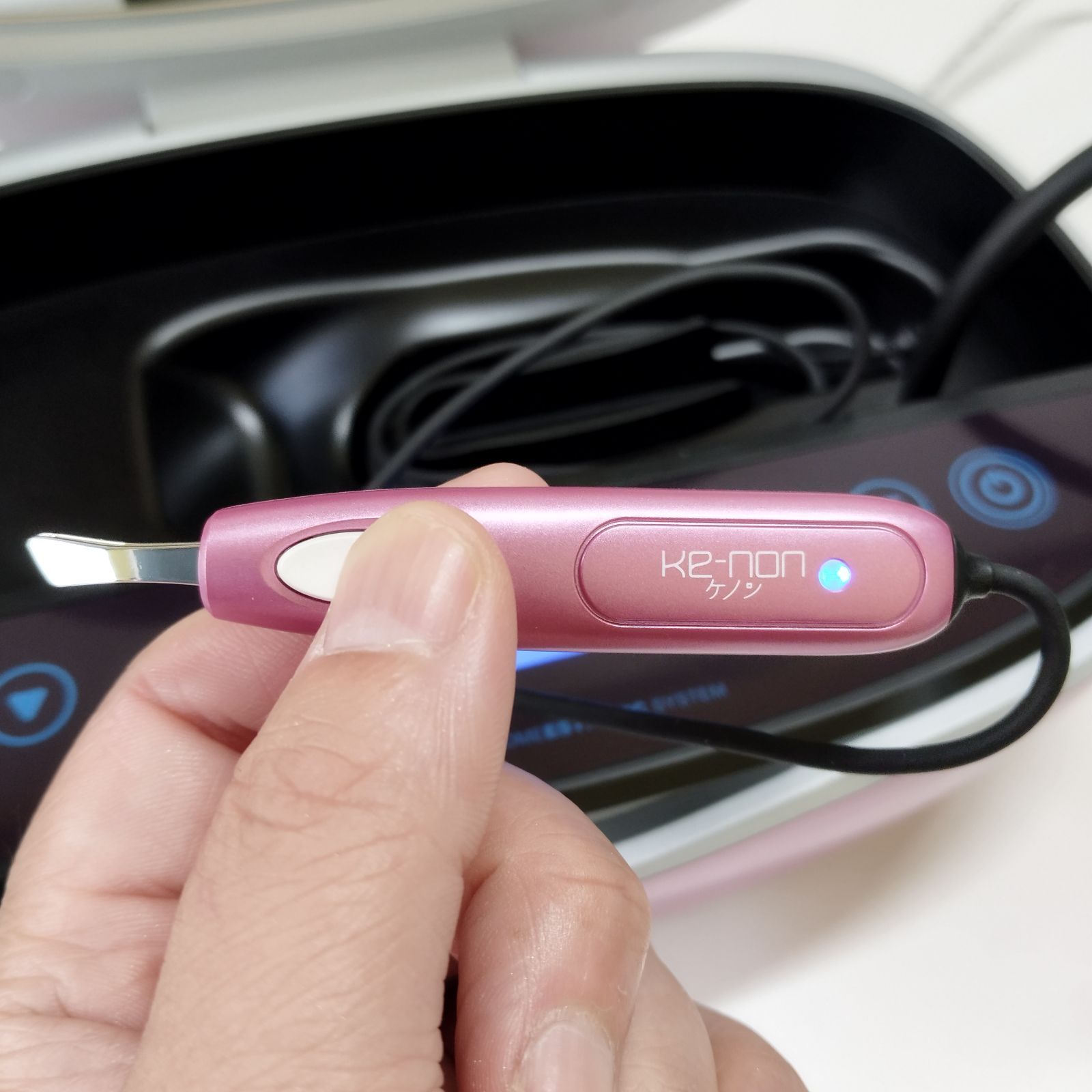 ケノン フラッシュ式脱毛器