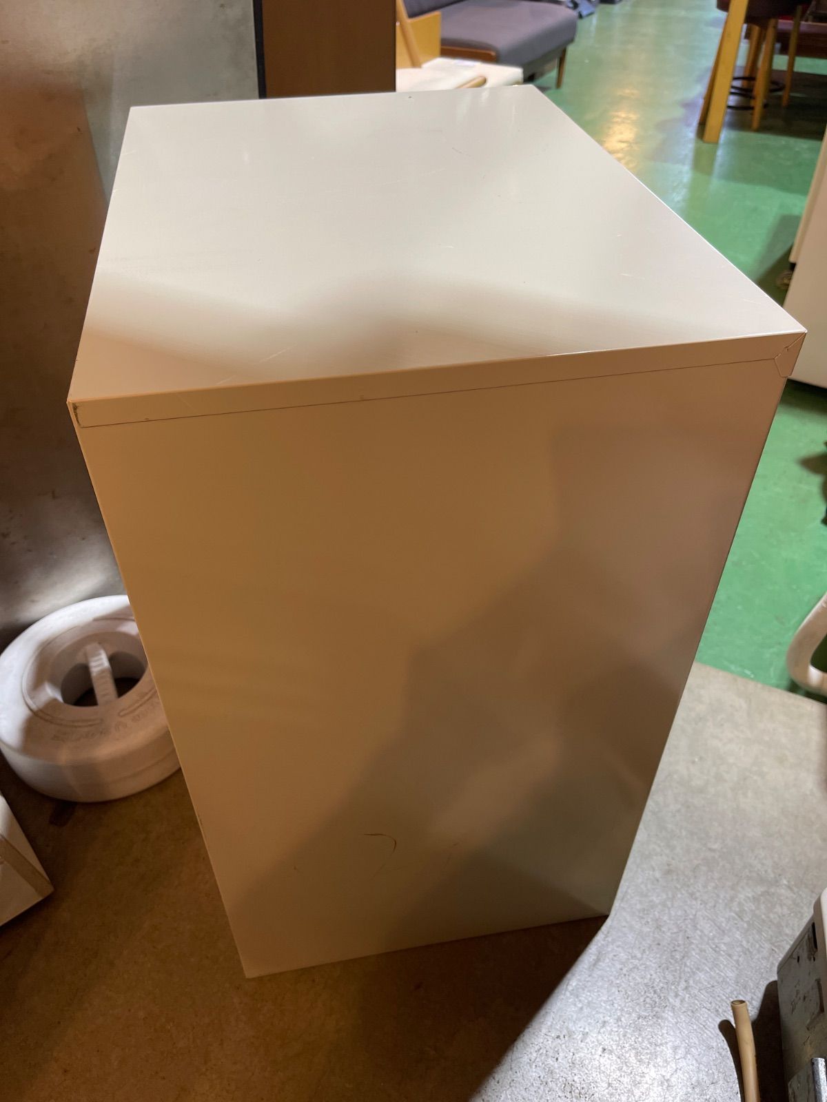 オフィスキャビネット