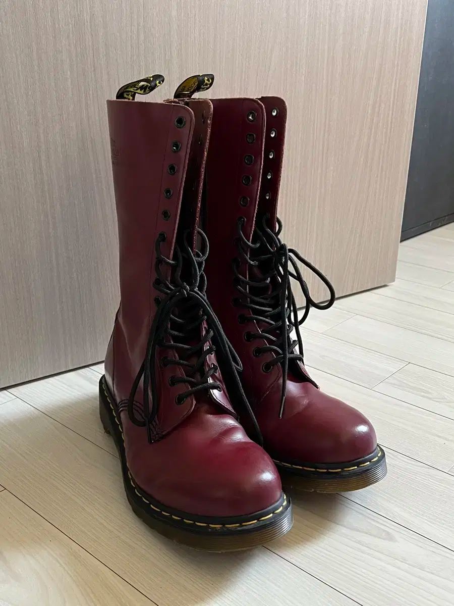 MARTENS ドクターマーチン