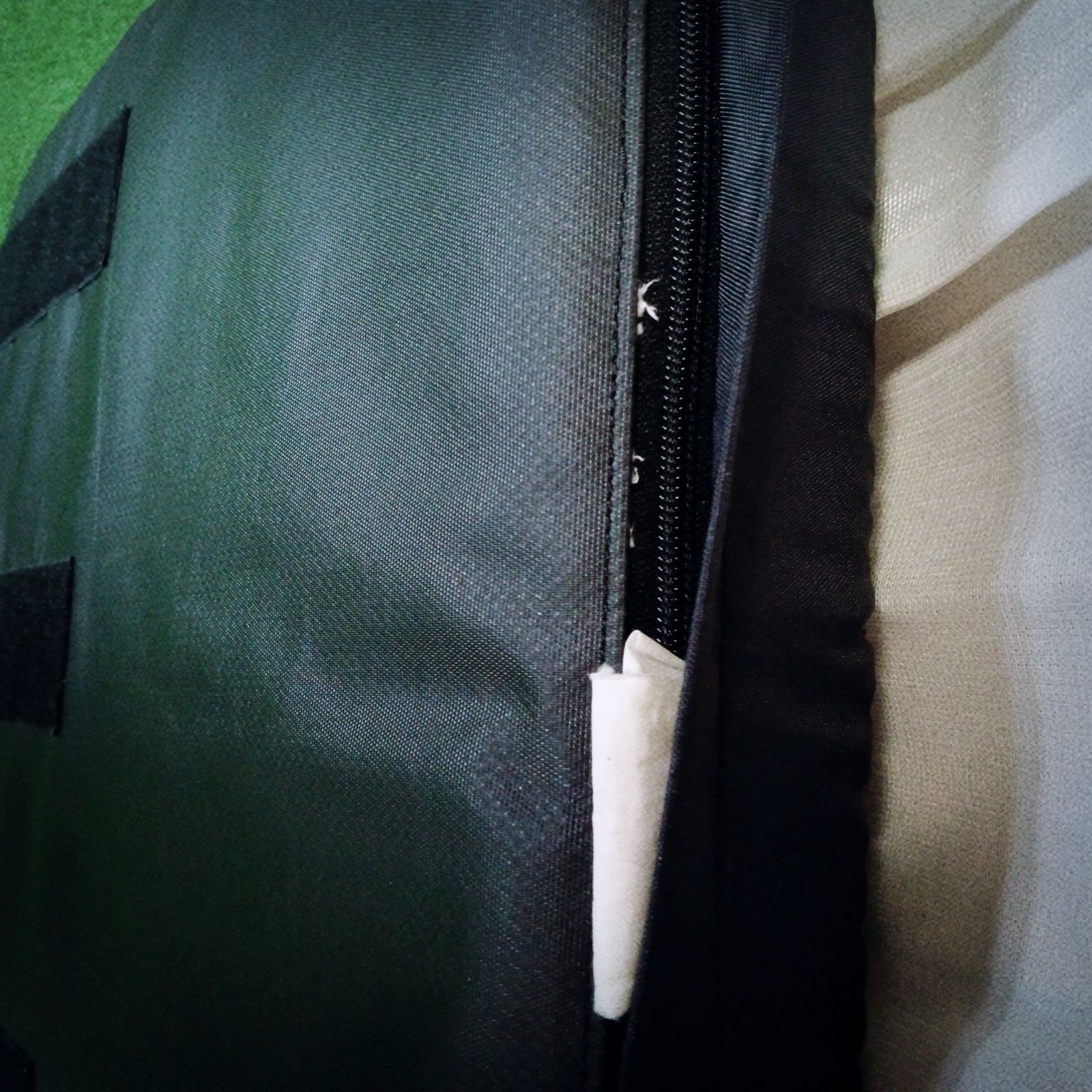  OT-K 620091 ユーキ トレーディング ソロストレータス 56640 クッション 座布団 床ずれ防止 車いす 車イス 車椅子用 洗浄 消毒済 介護用品 車椅子用クッション 床ずれ防止用品